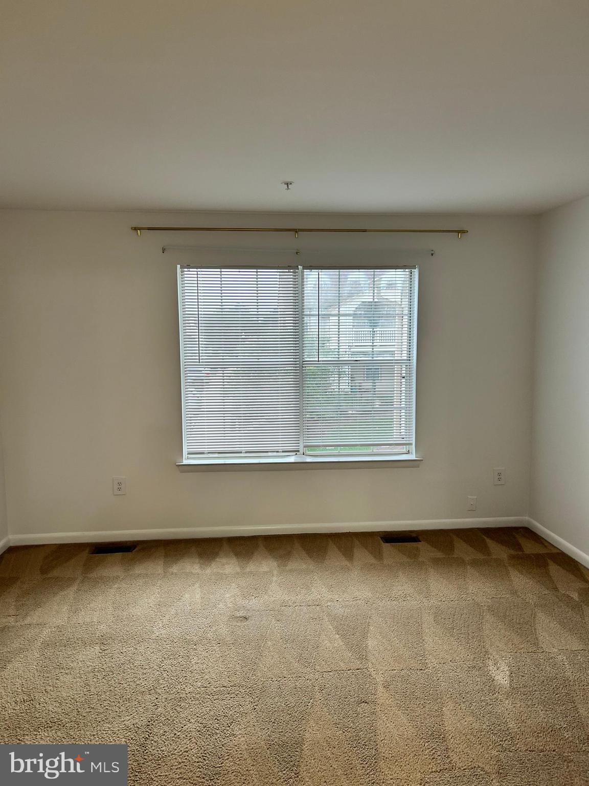 DEVON HILLS CONDO - Residential Lease