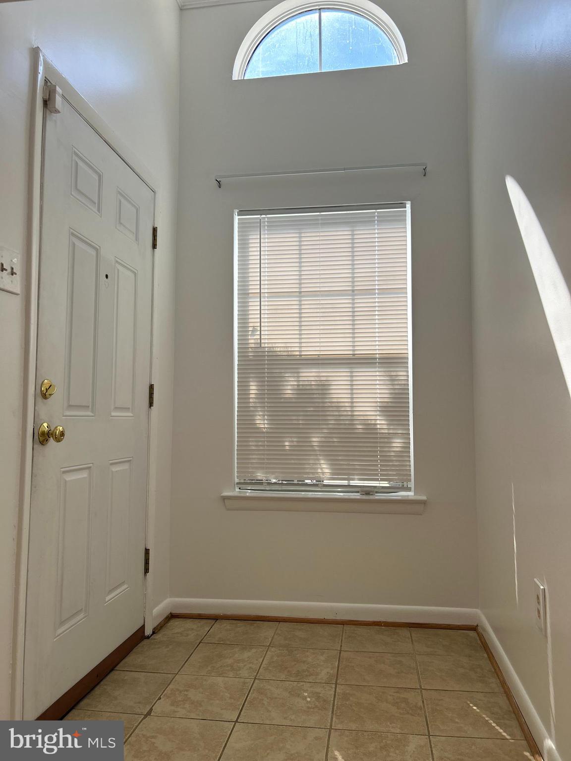 DEVON HILLS CONDO - Residential Lease