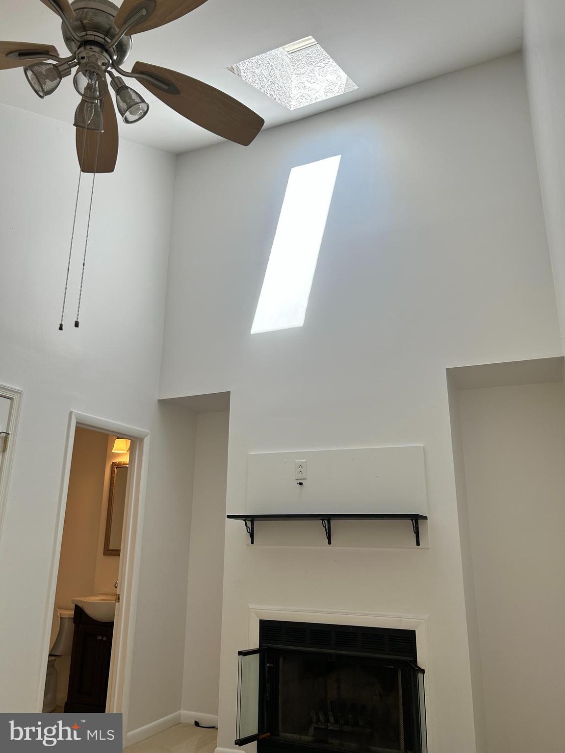 DEVON HILLS CONDO - Residential Lease