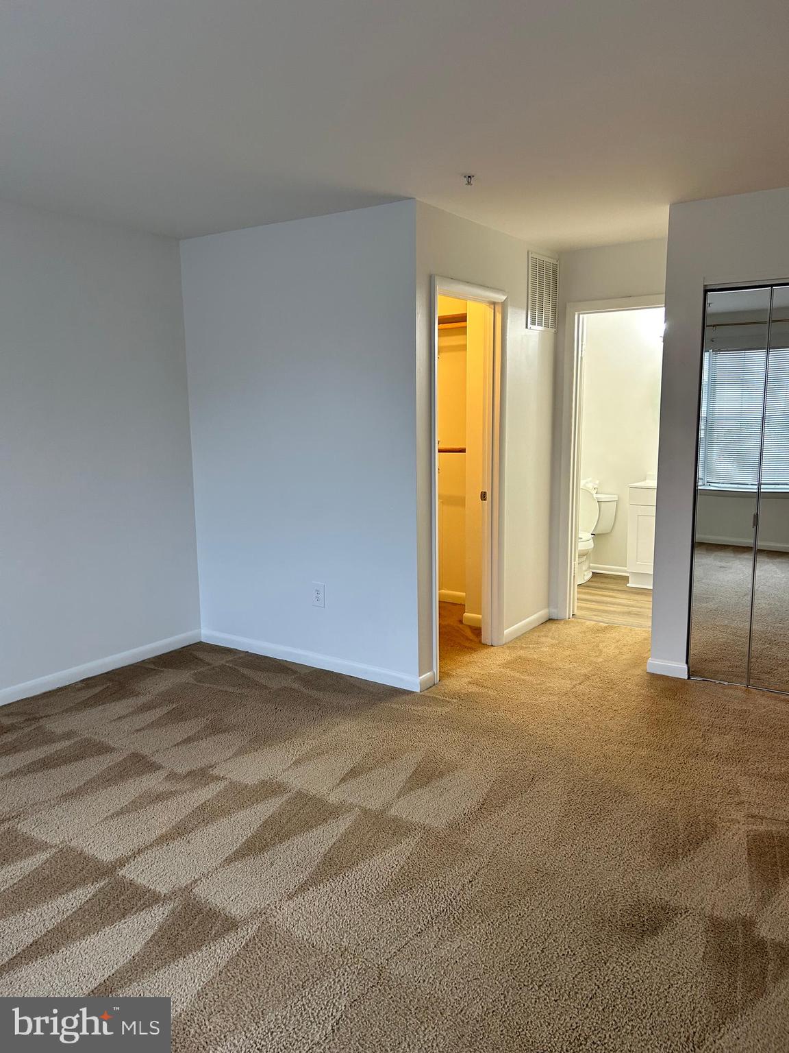 DEVON HILLS CONDO - Residential Lease