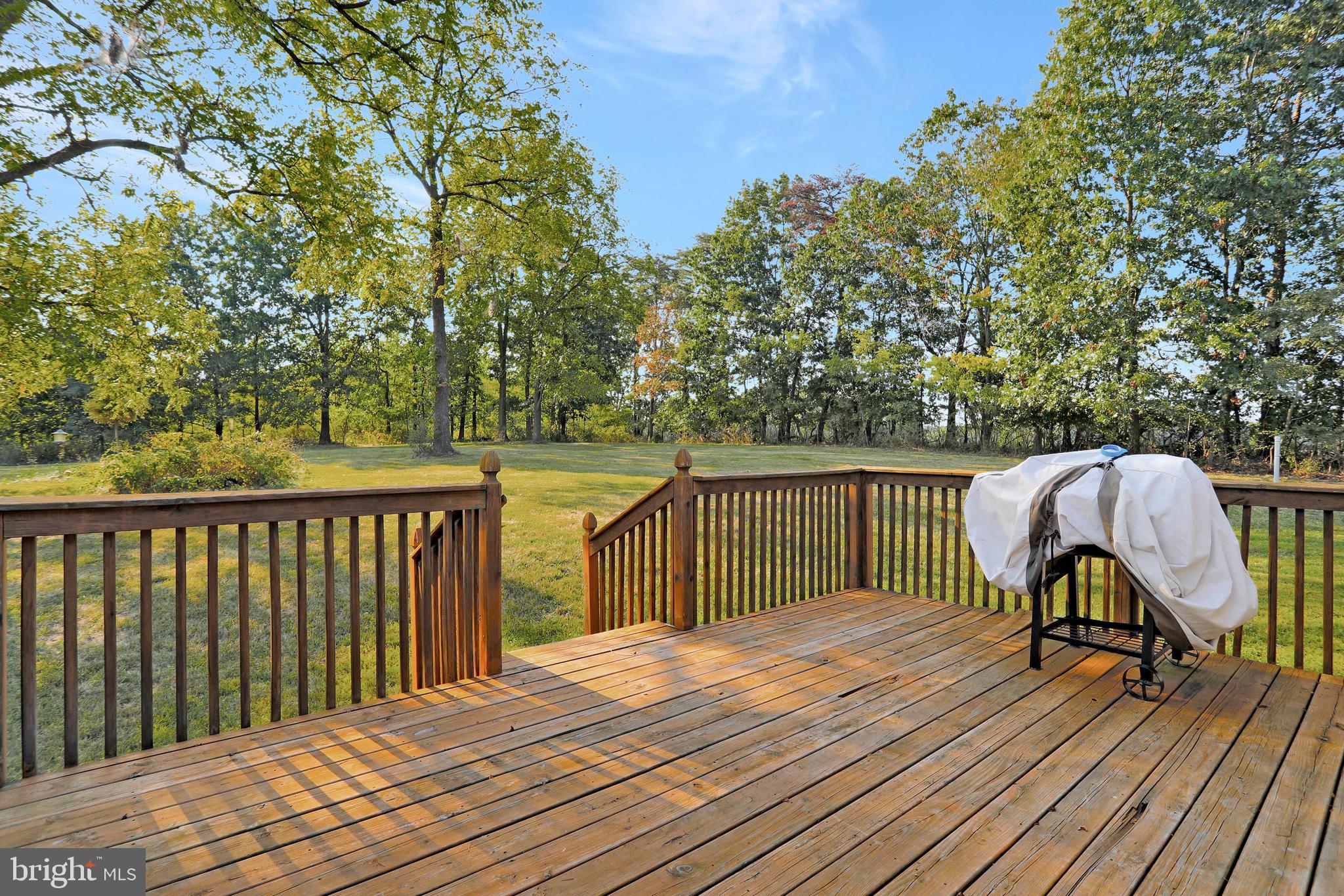 OAK BREEZE - Residential