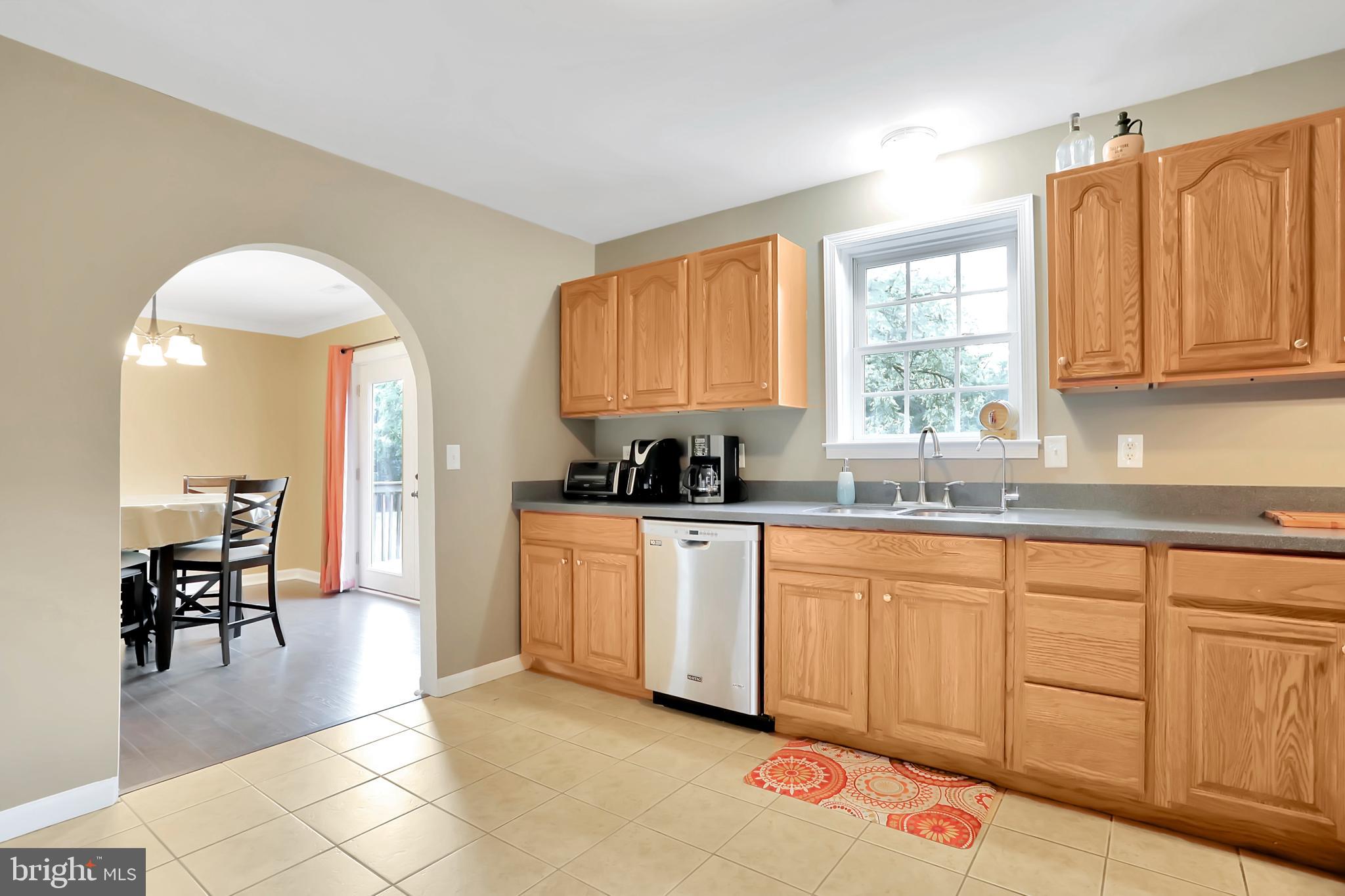 OAK BREEZE - Residential