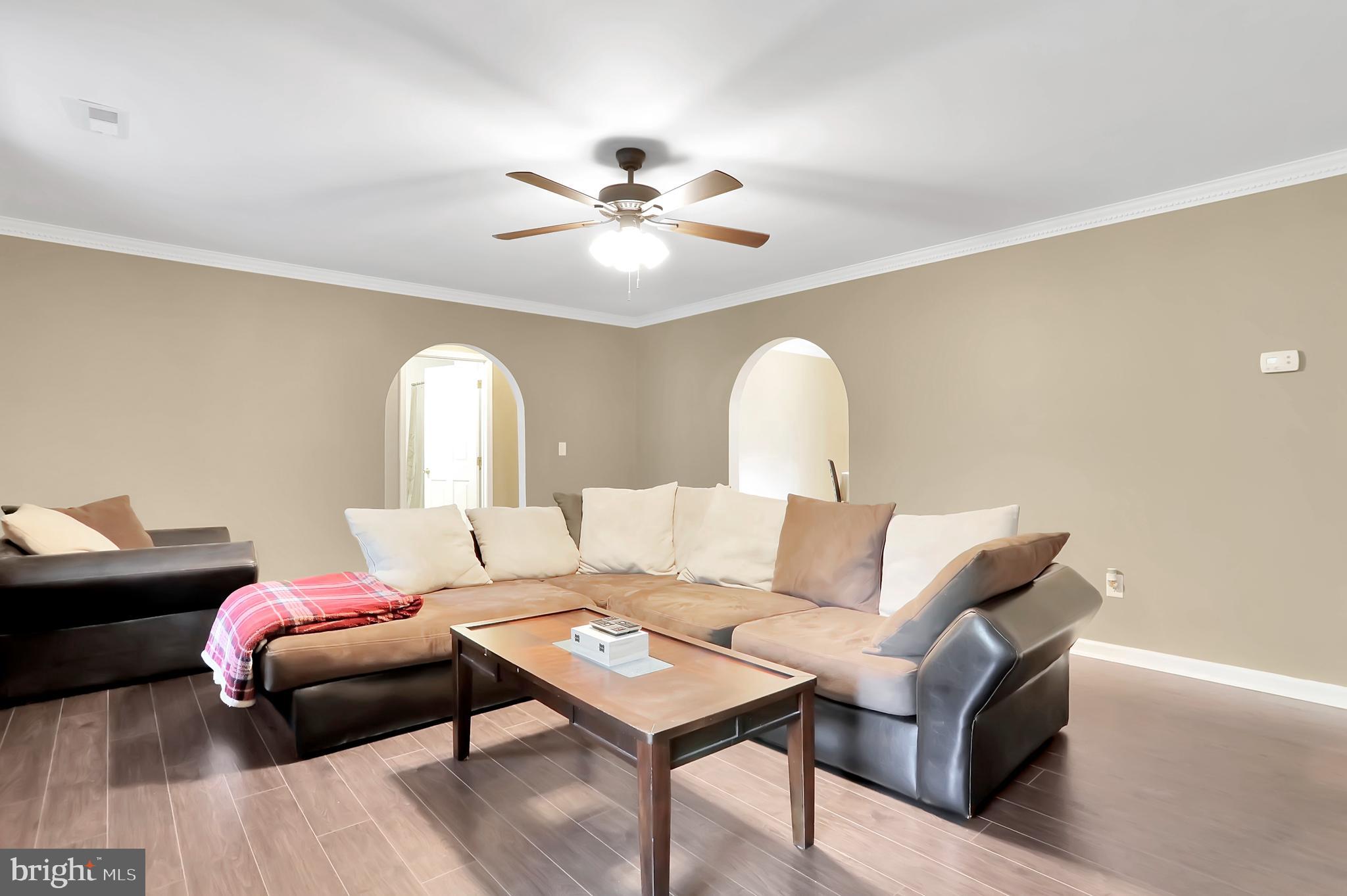 OAK BREEZE - Residential