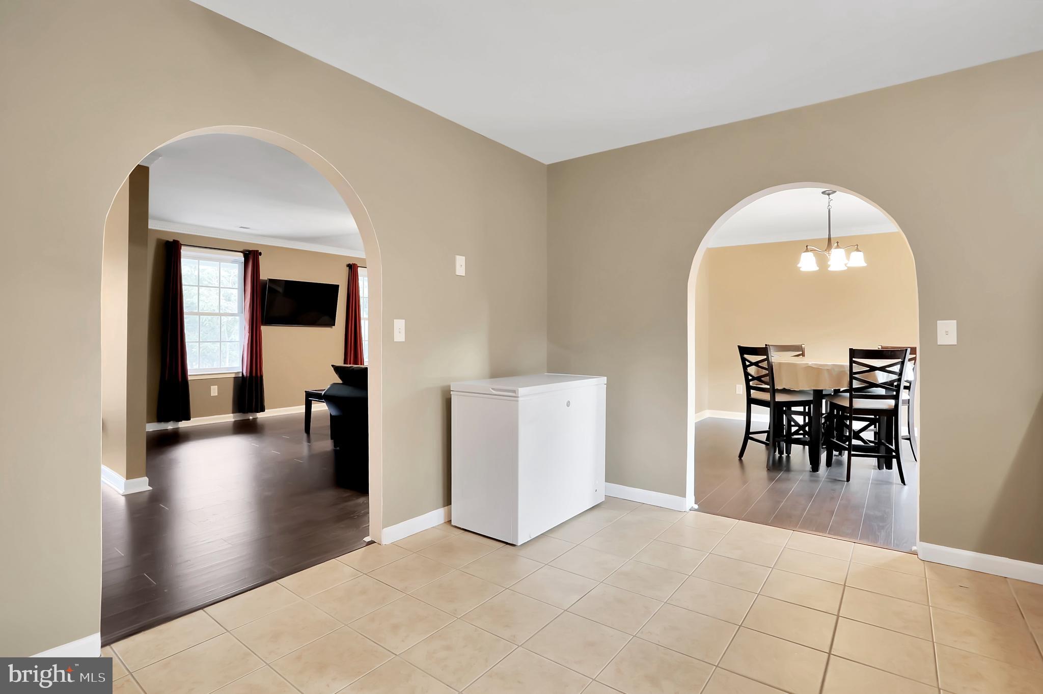 OAK BREEZE - Residential