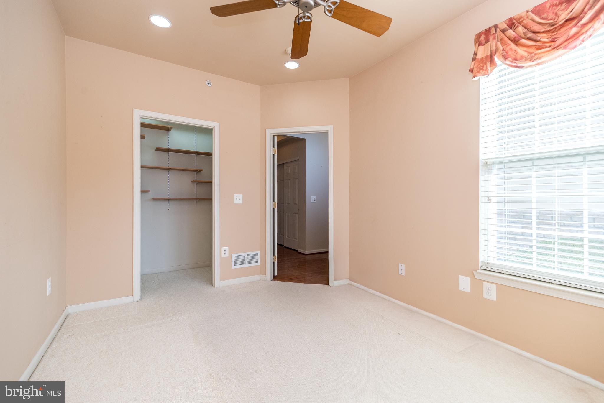 LAMPLIGHTER VILLAGE - Residential