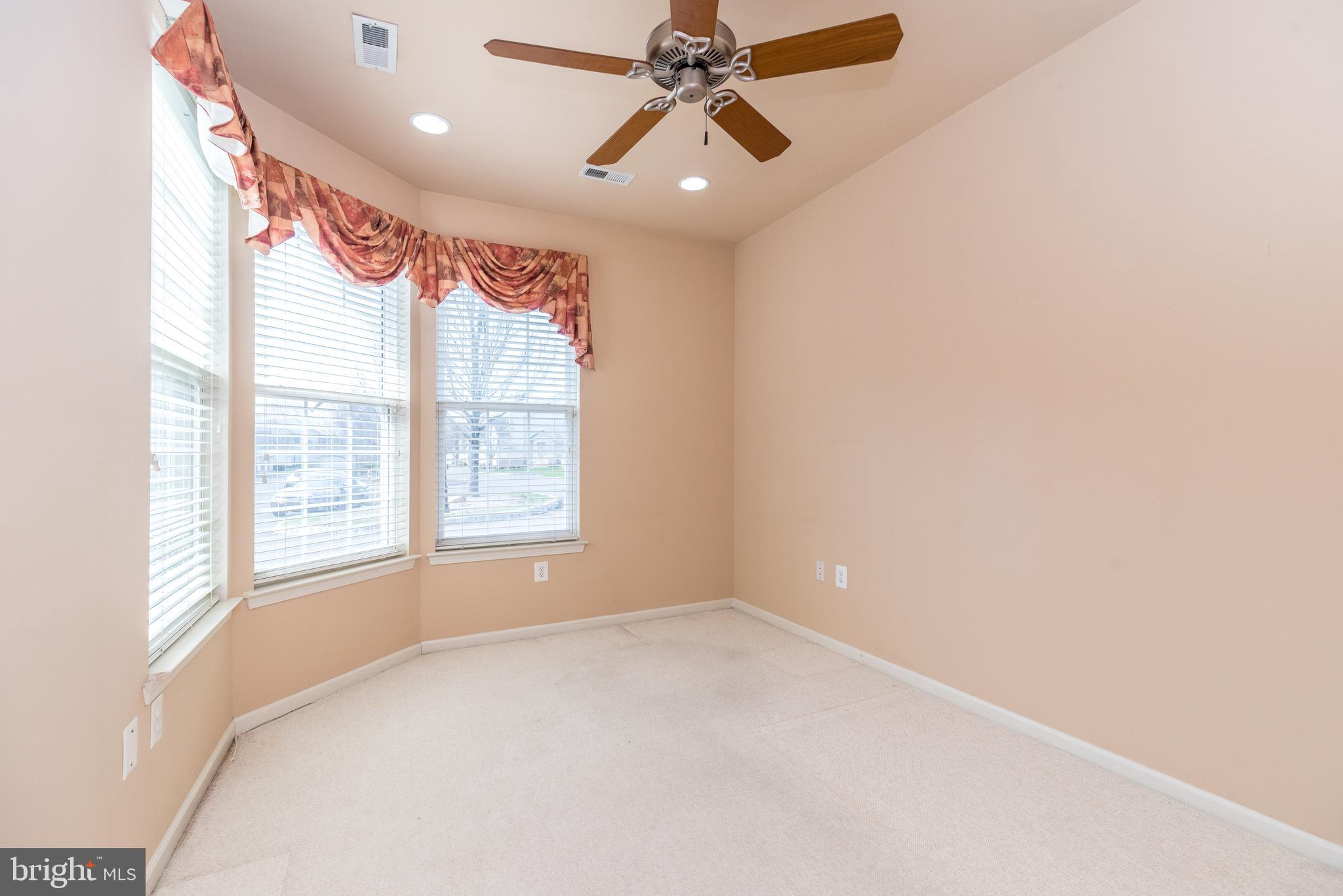 LAMPLIGHTER VILLAGE - Residential