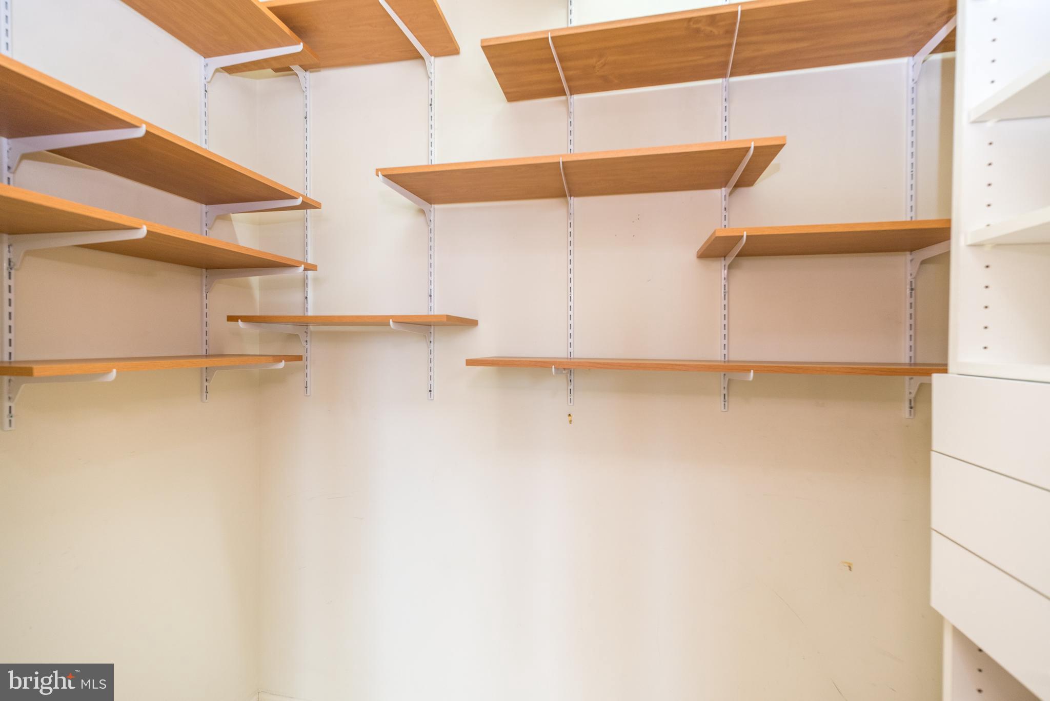 LAMPLIGHTER VILLAGE - Residential