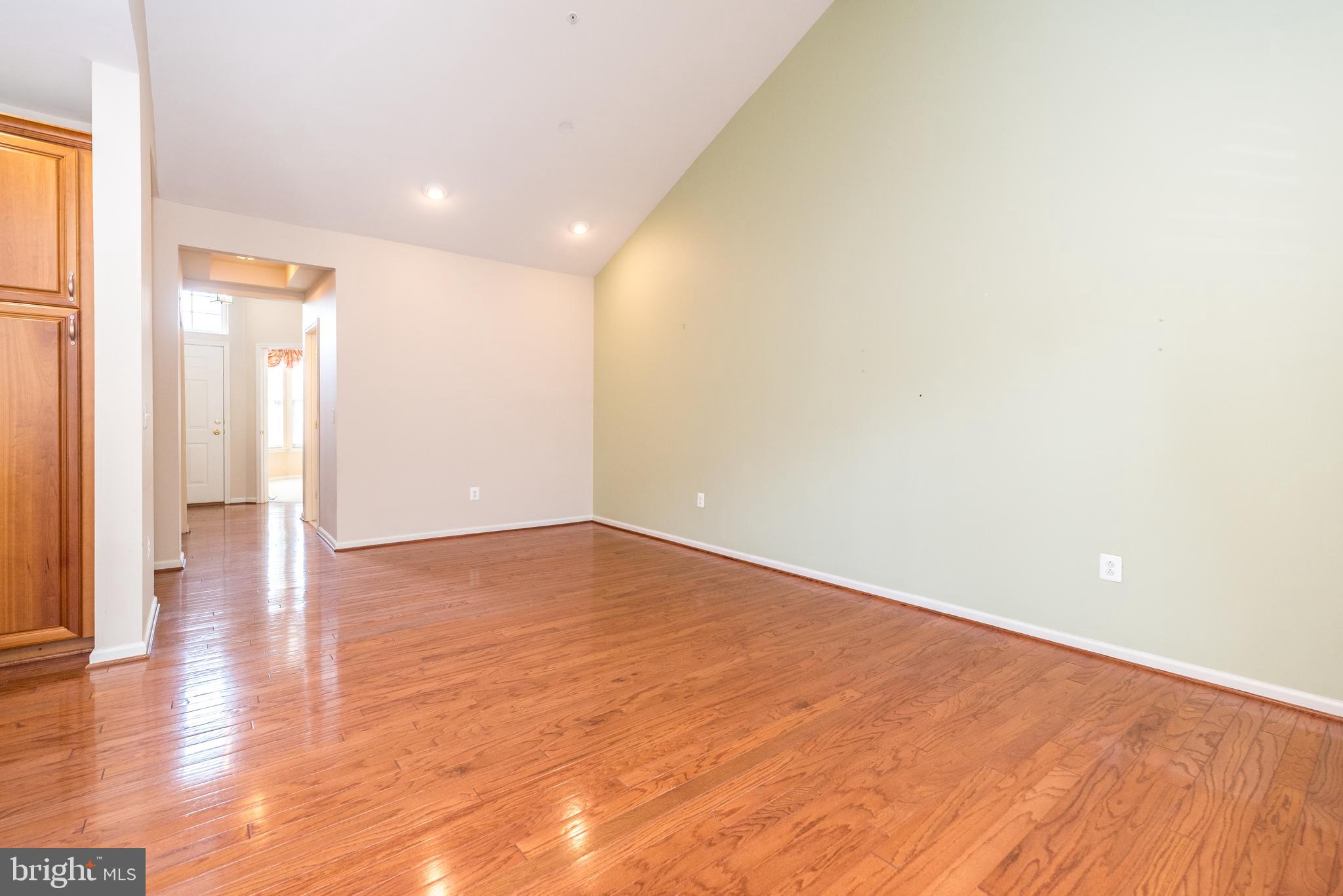 LAMPLIGHTER VILLAGE - Residential