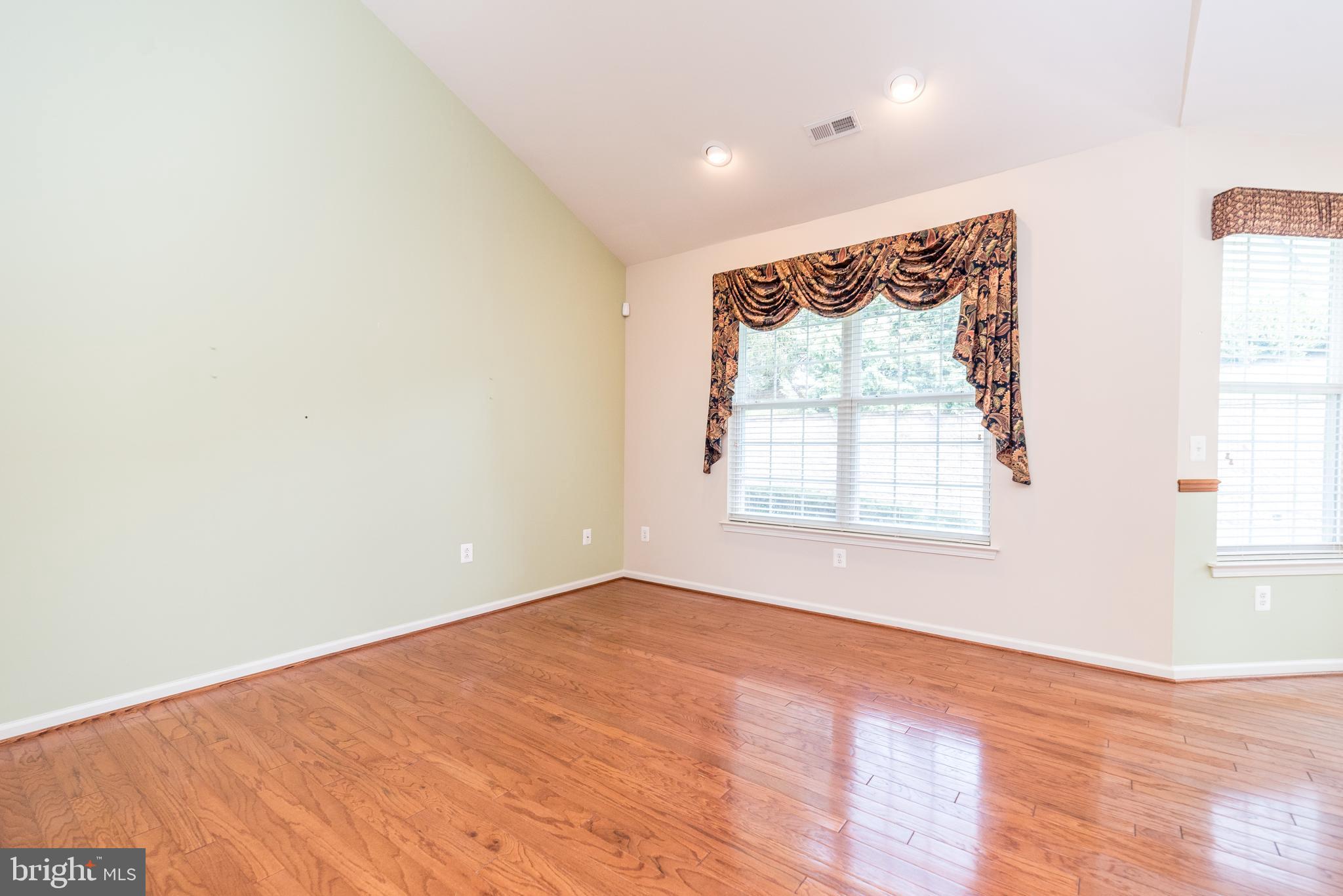 LAMPLIGHTER VILLAGE - Residential