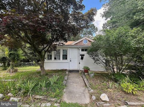 1500 OAK STREET S PINE HILL NJ 08021