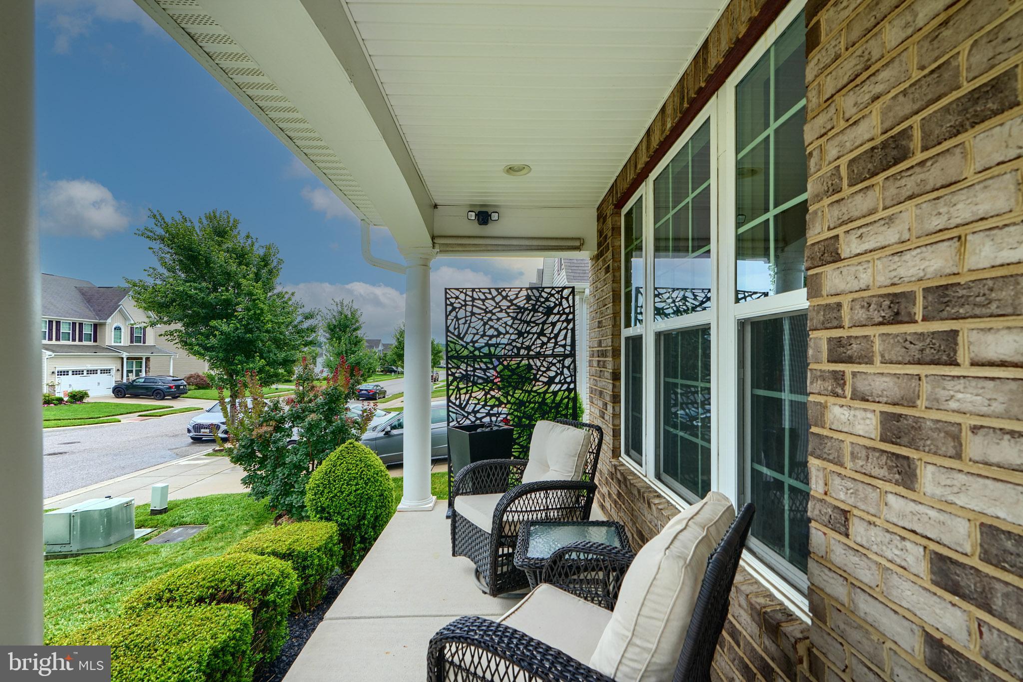 734 FALCON LANE