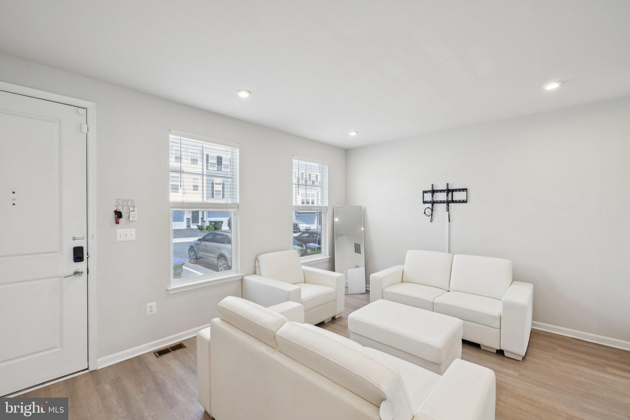 18255 SUMMIT POINTE DRIVE