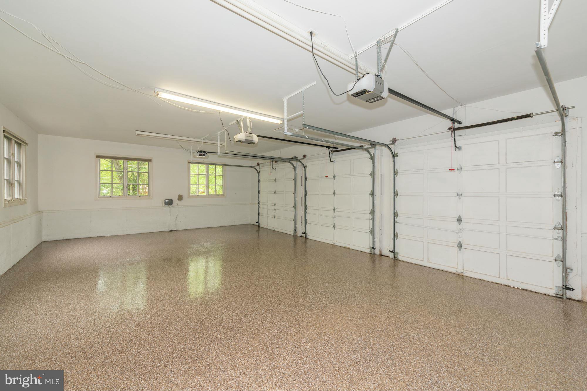 LANGLEY FOREST - Residential