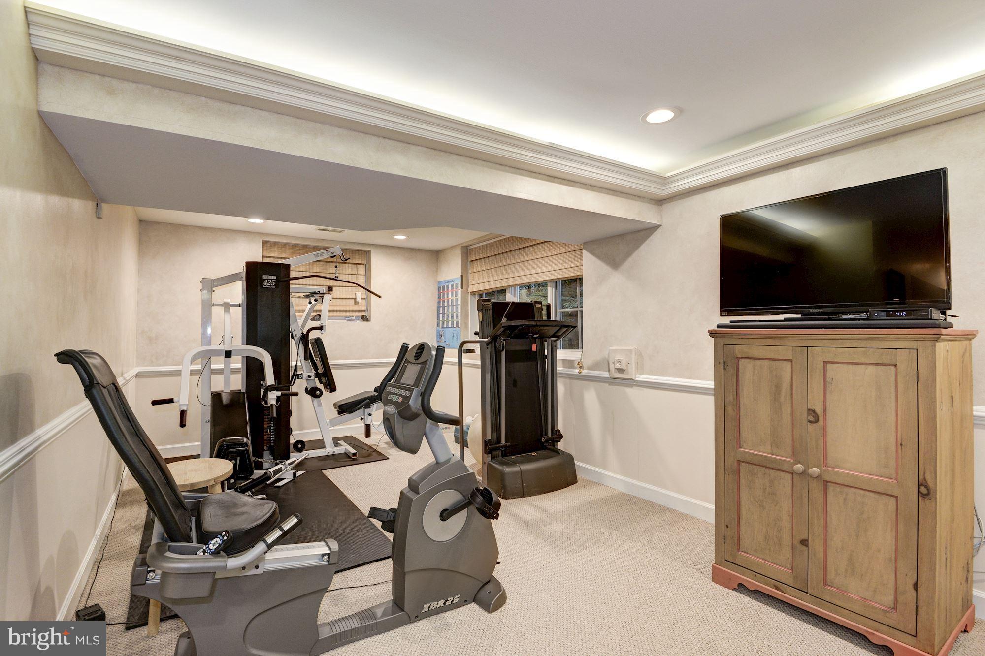 LANGLEY FOREST - Residential