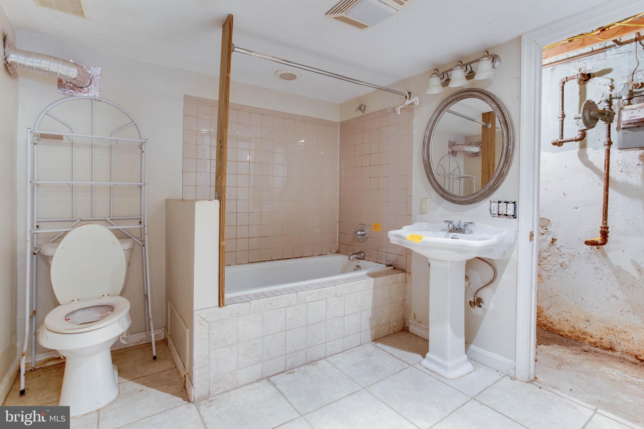 CHAPEL OAKS - Residential