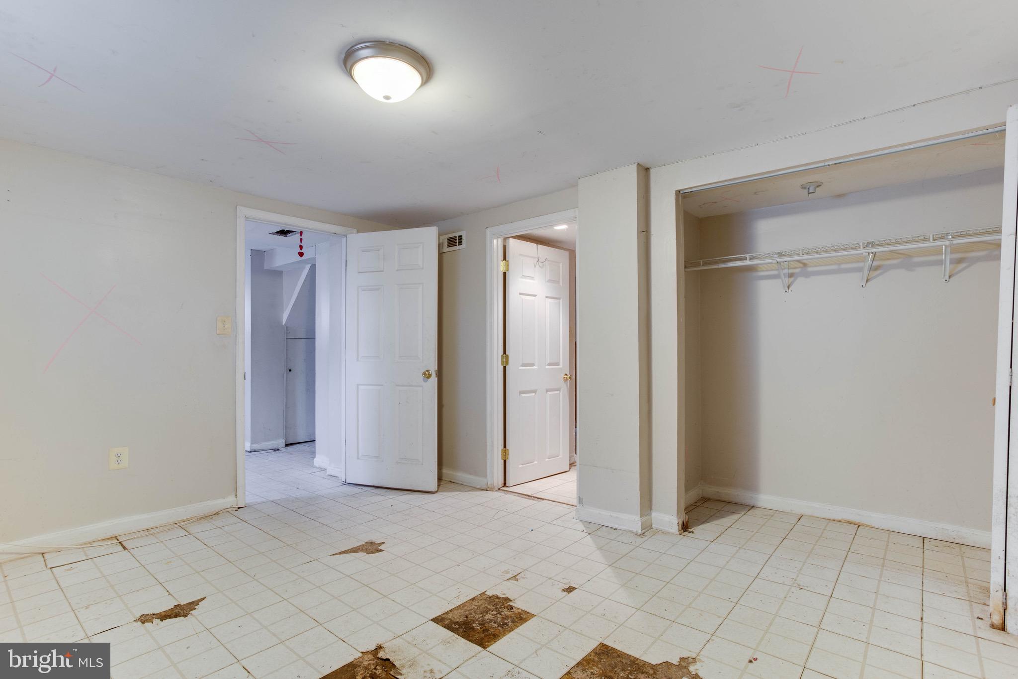 CHAPEL OAKS - Residential