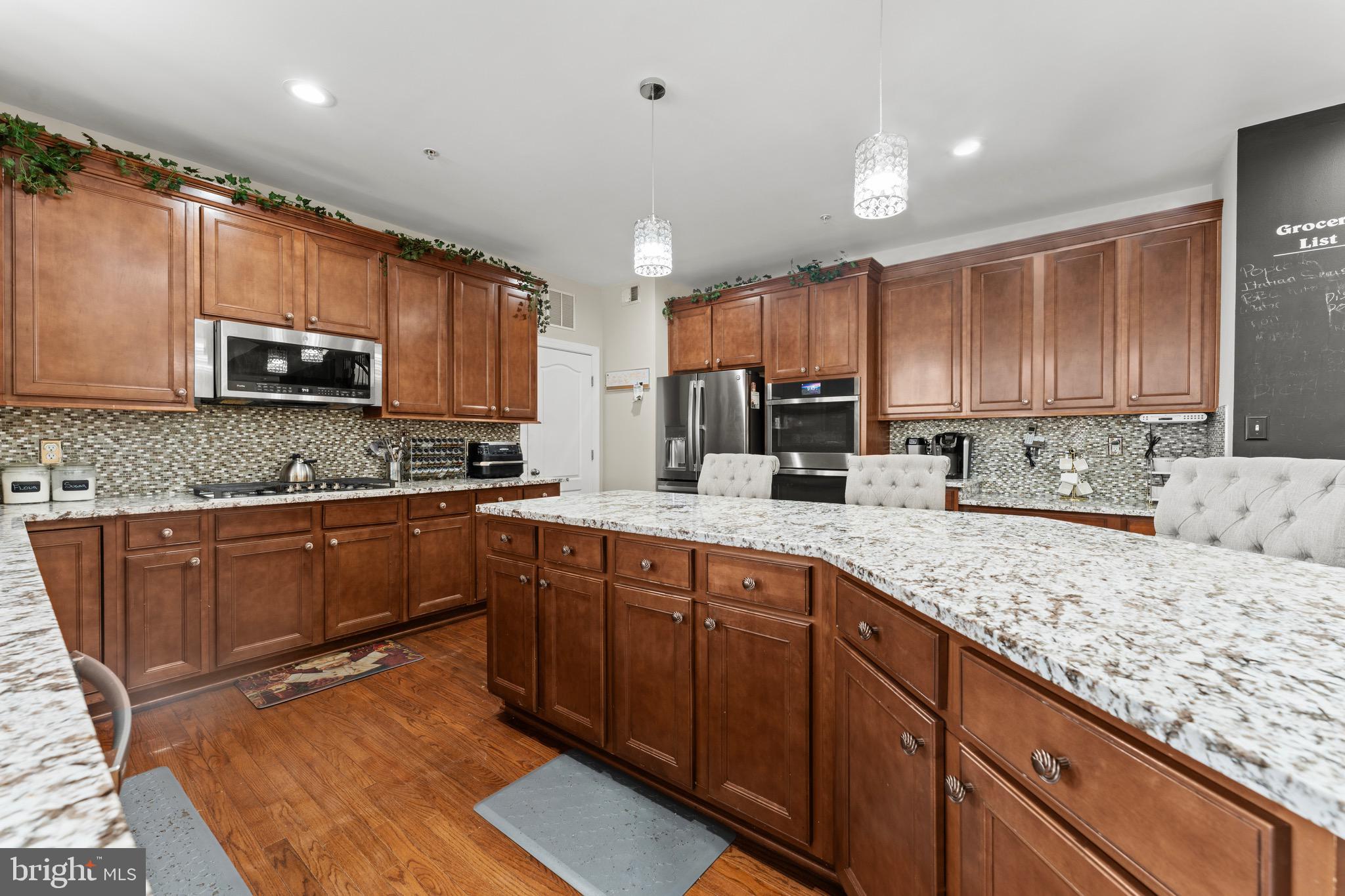 PALISADES-PLAT 1> - Residential