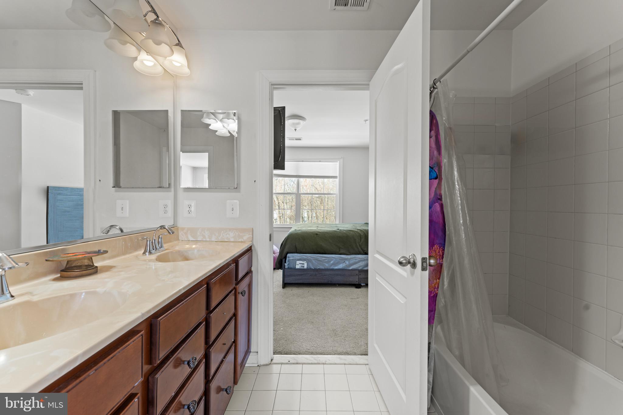 PALISADES-PLAT 1> - Residential