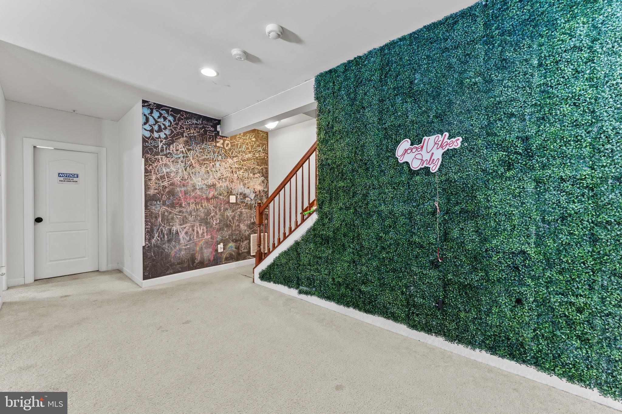 PALISADES-PLAT 1> - Residential