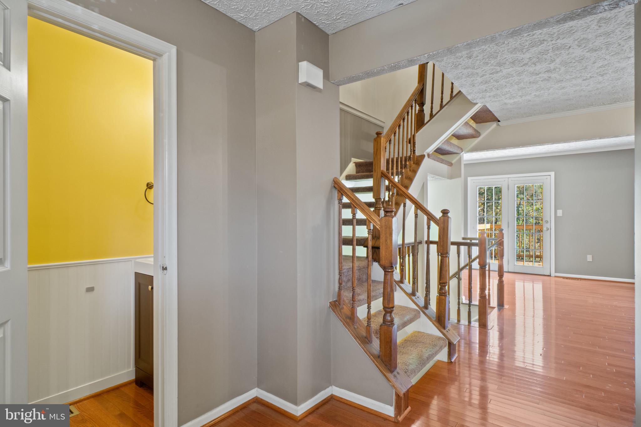 SEVEN OAKS - Residential