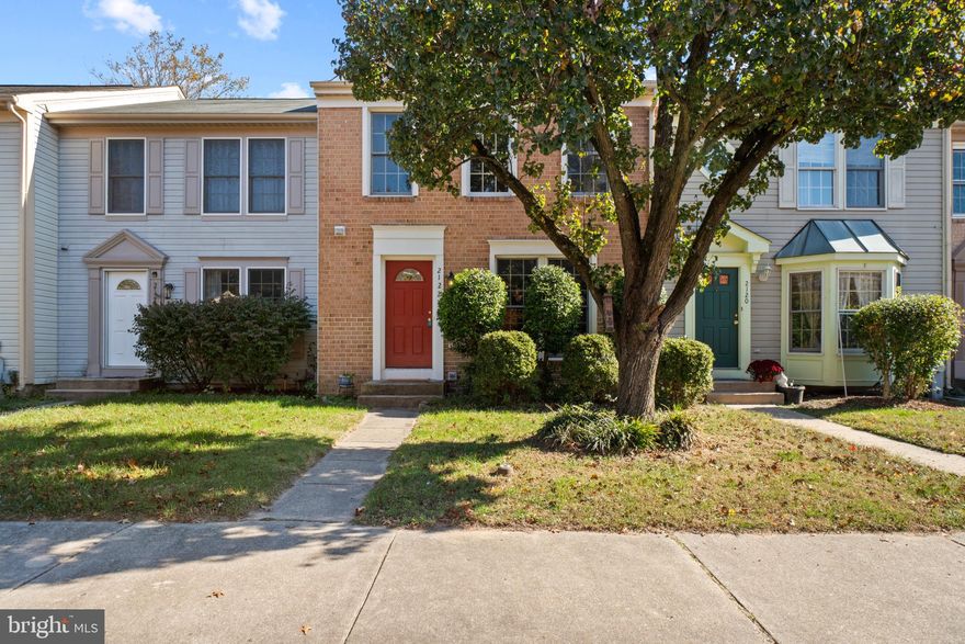 Spacious 3 bedroom, 2.5 bath townhome features beautiful remodeled kitchen w/ Cherry cabinets, granite countertops, black splash and stainless steel appliances. Remodeled baths. Stunning hardwood flooring . Deck off living overlooking fenced back yard.Lower level walkout basement with family room, full bath , laundry room & door to patio. Great location to NSA, Ft Meade & Marc train.