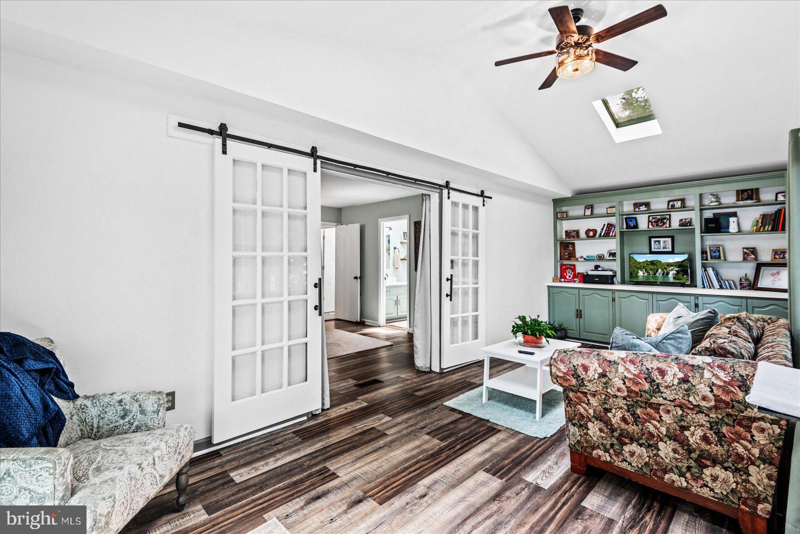 LAKE OF THE WOODS - Residential Lease