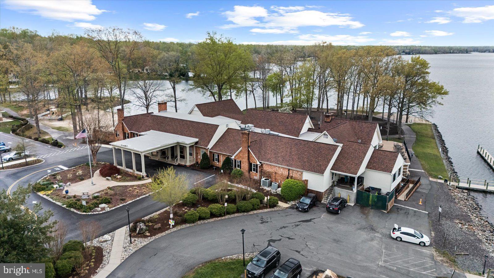 LAKE OF THE WOODS - Residential Lease