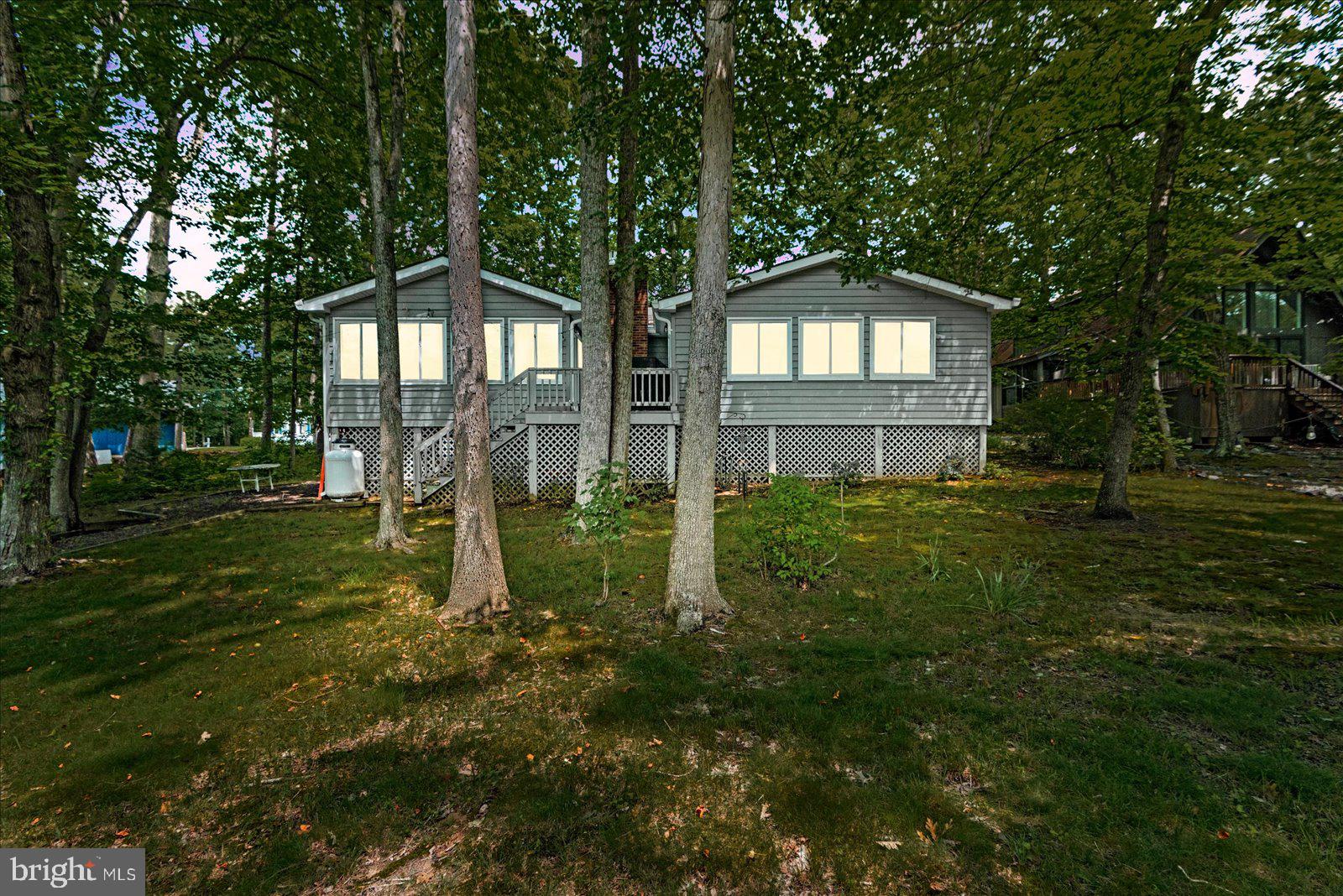 LAKE OF THE WOODS - Residential Lease