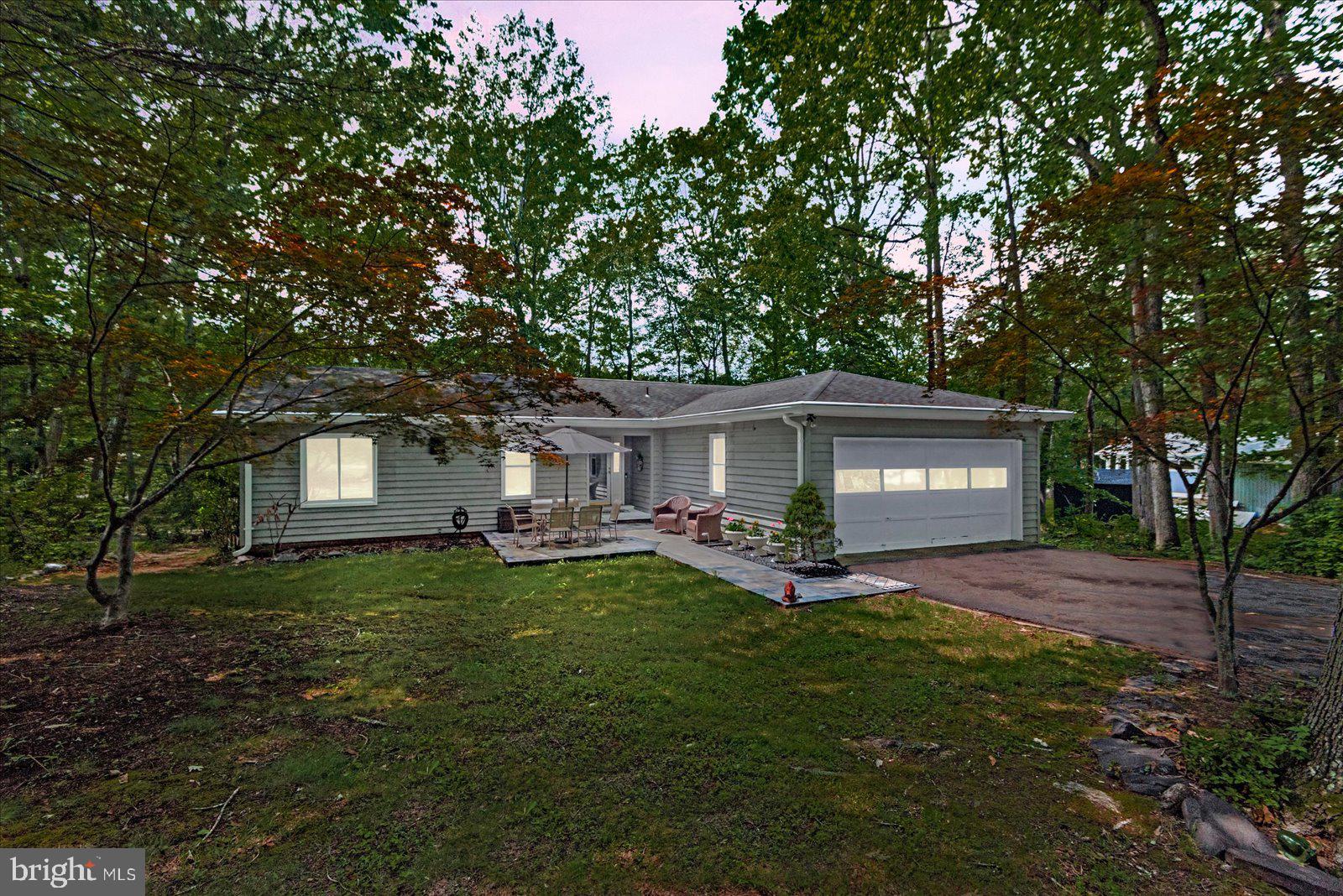 LAKE OF THE WOODS - Residential Lease