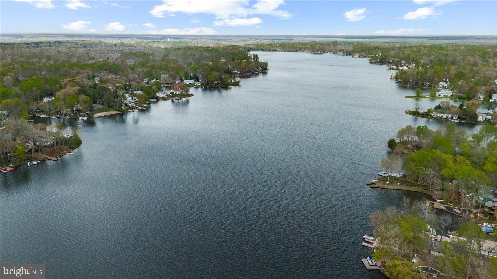 LAKE OF THE WOODS - Residential Lease