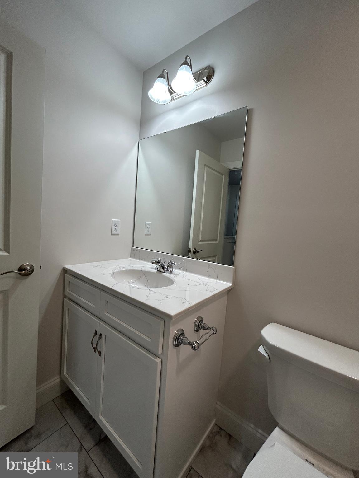 WOODLAND HILLS - Residential