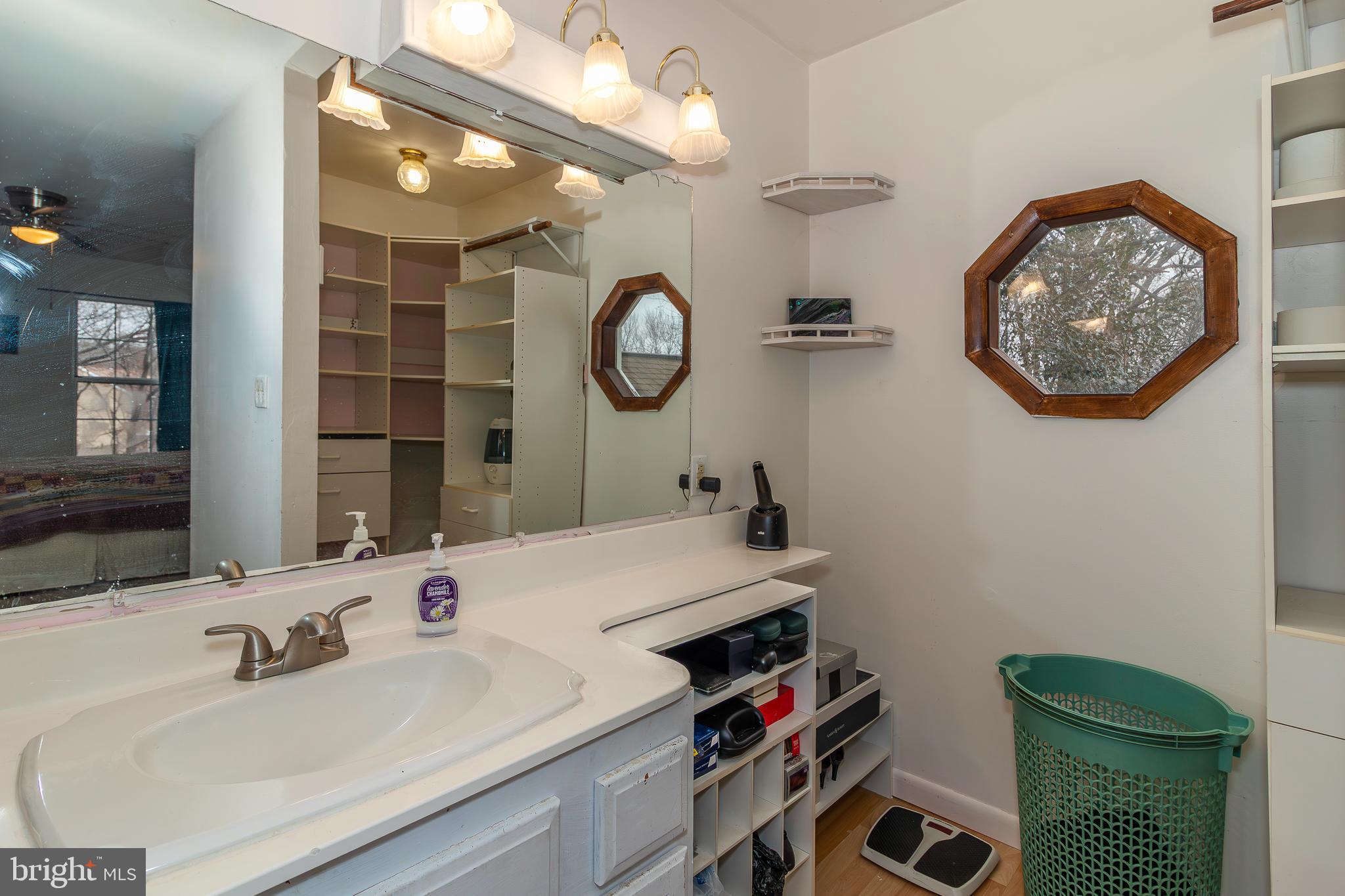 DALE CITY - Residential