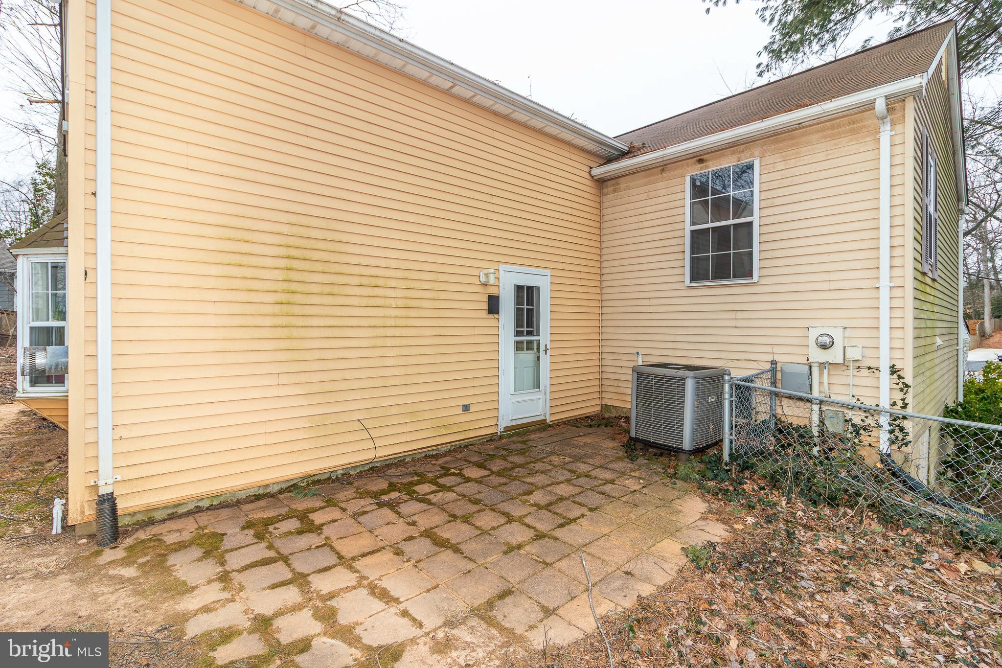 DALE CITY - Residential