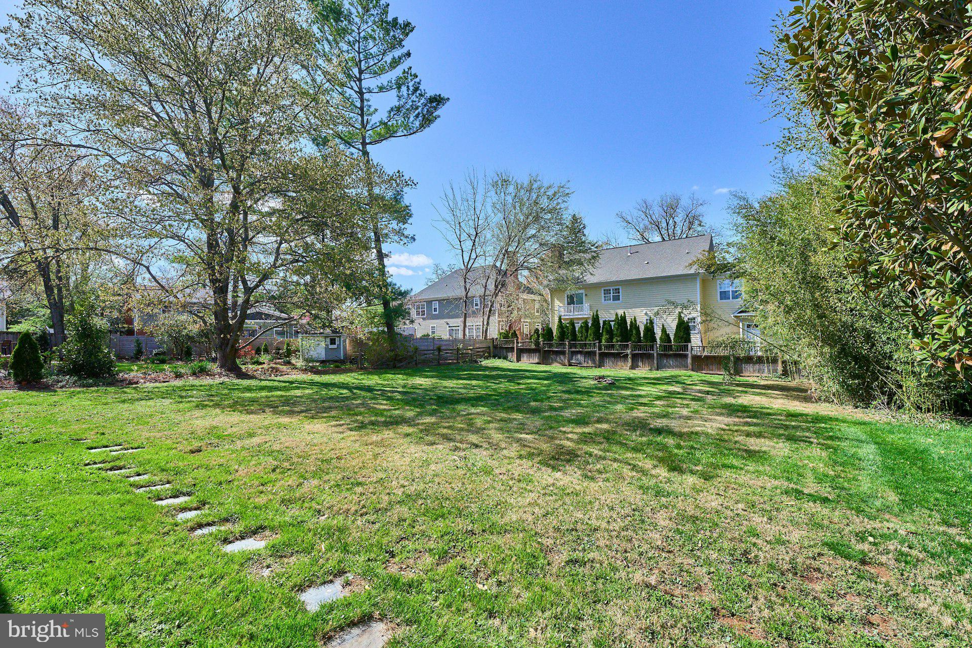 CASEMONT - Residential