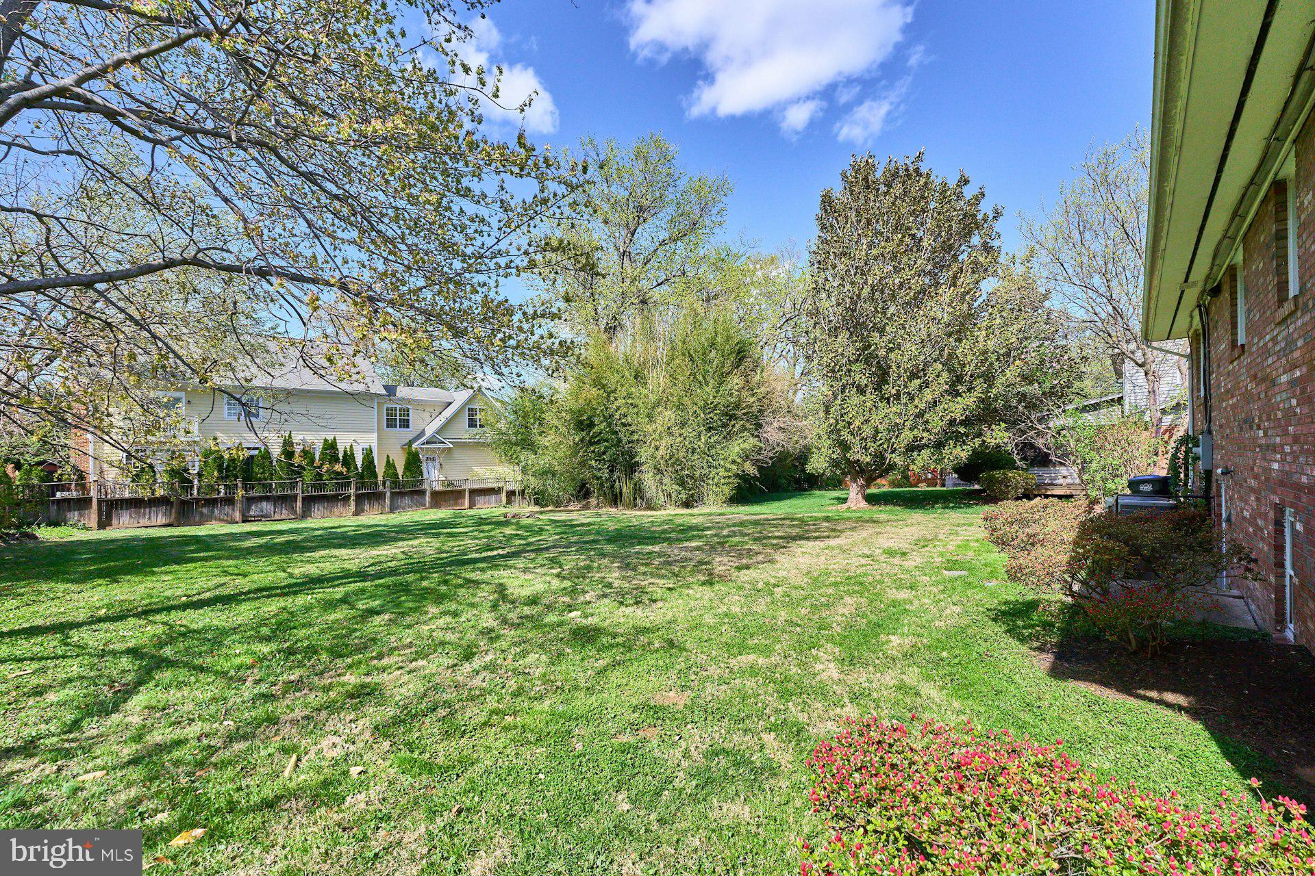 CASEMONT - Residential