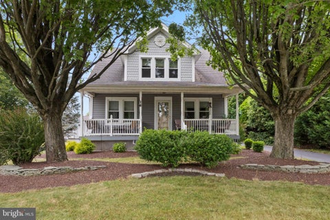 Homes For Sale - 16 Holloway Lane<br/> BORDENTOWN, NJ 08505