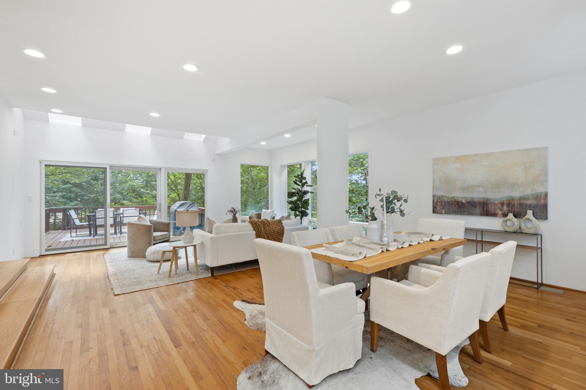 GARDEN VIEW - Residential