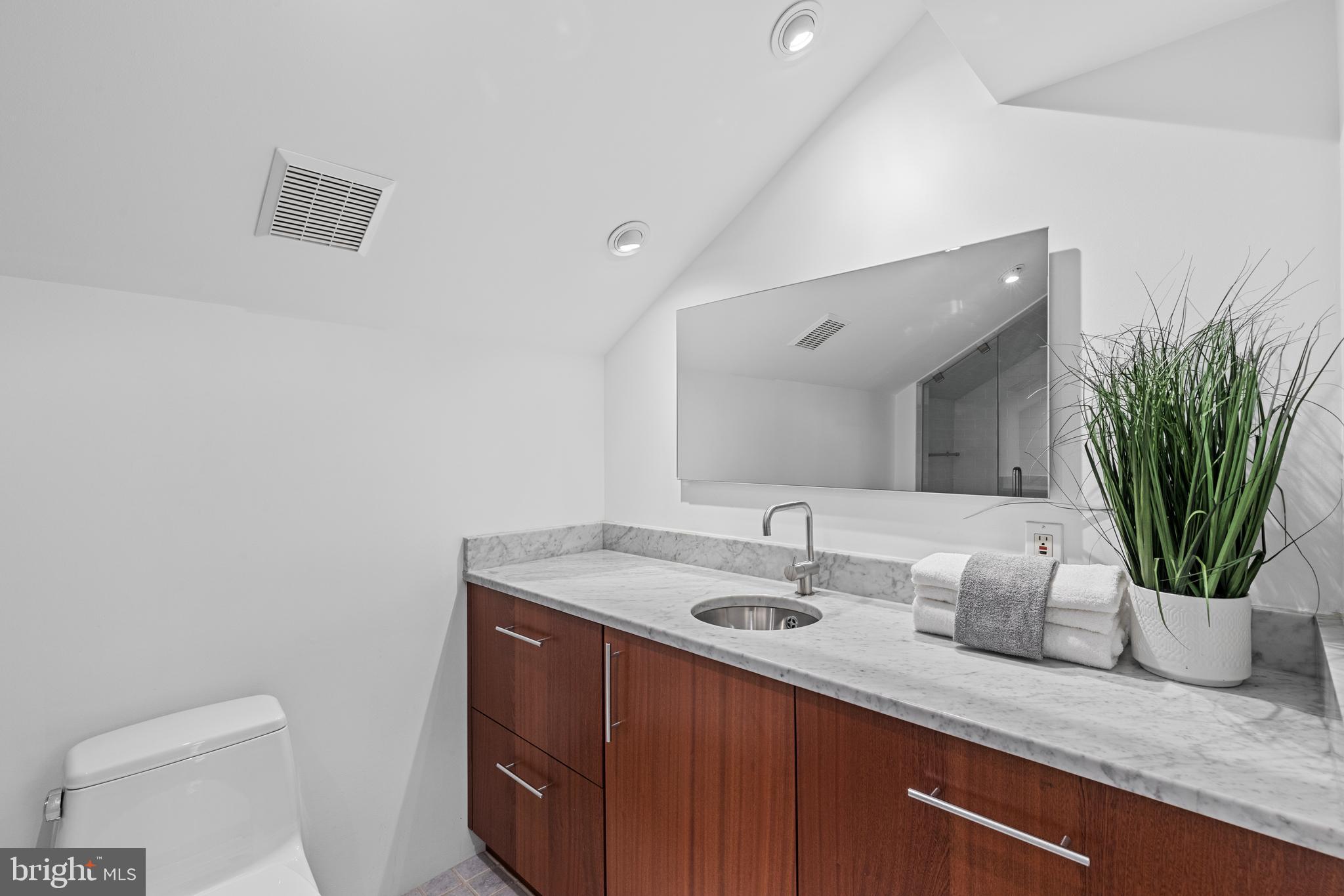 GARDEN VIEW - Residential