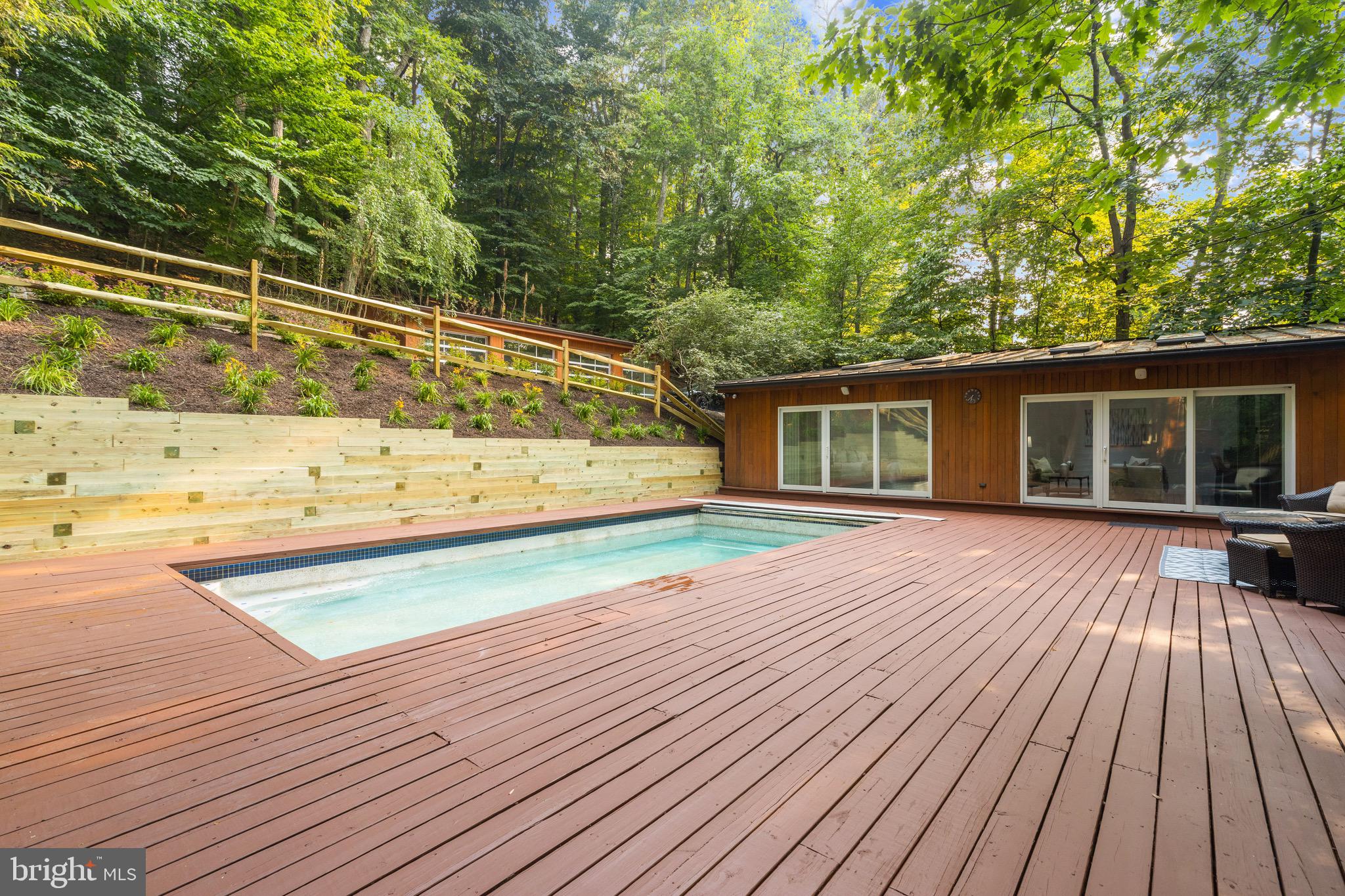 GARDEN VIEW - Residential