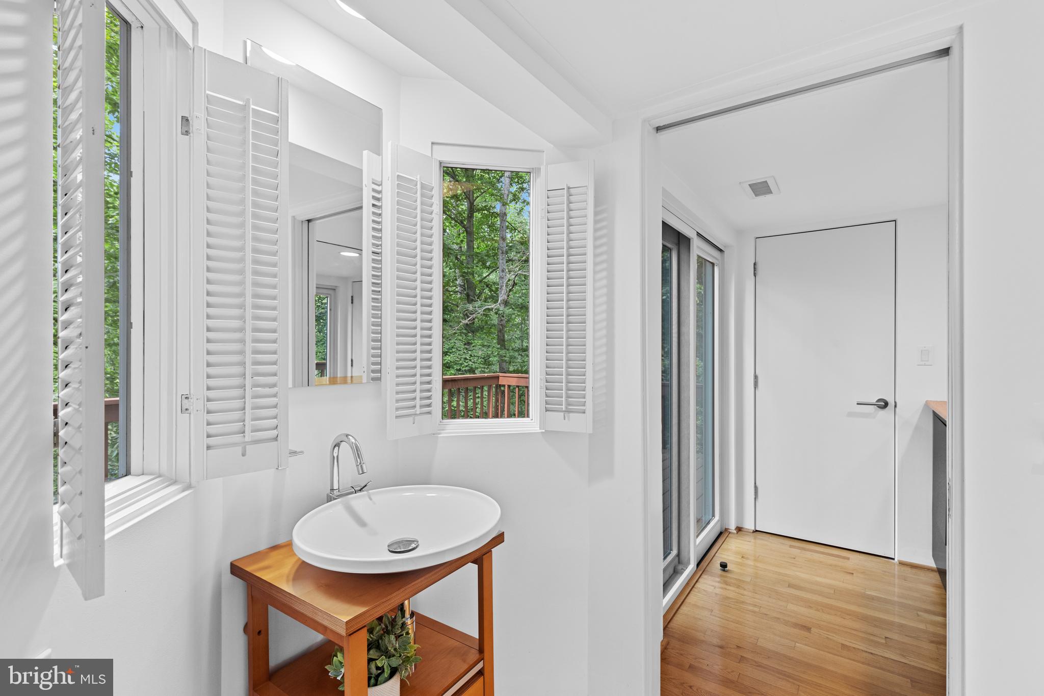 GARDEN VIEW - Residential