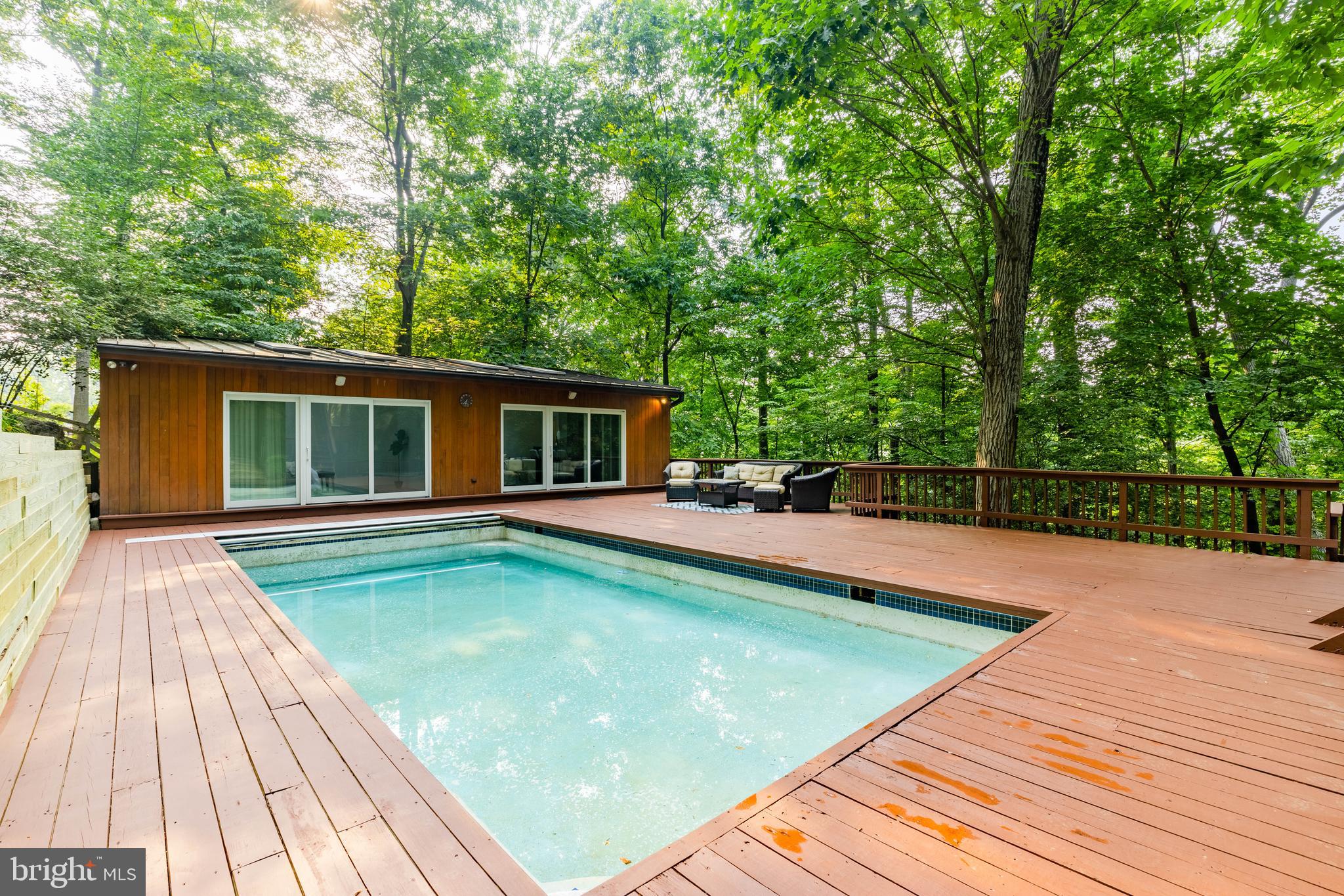 GARDEN VIEW - Residential