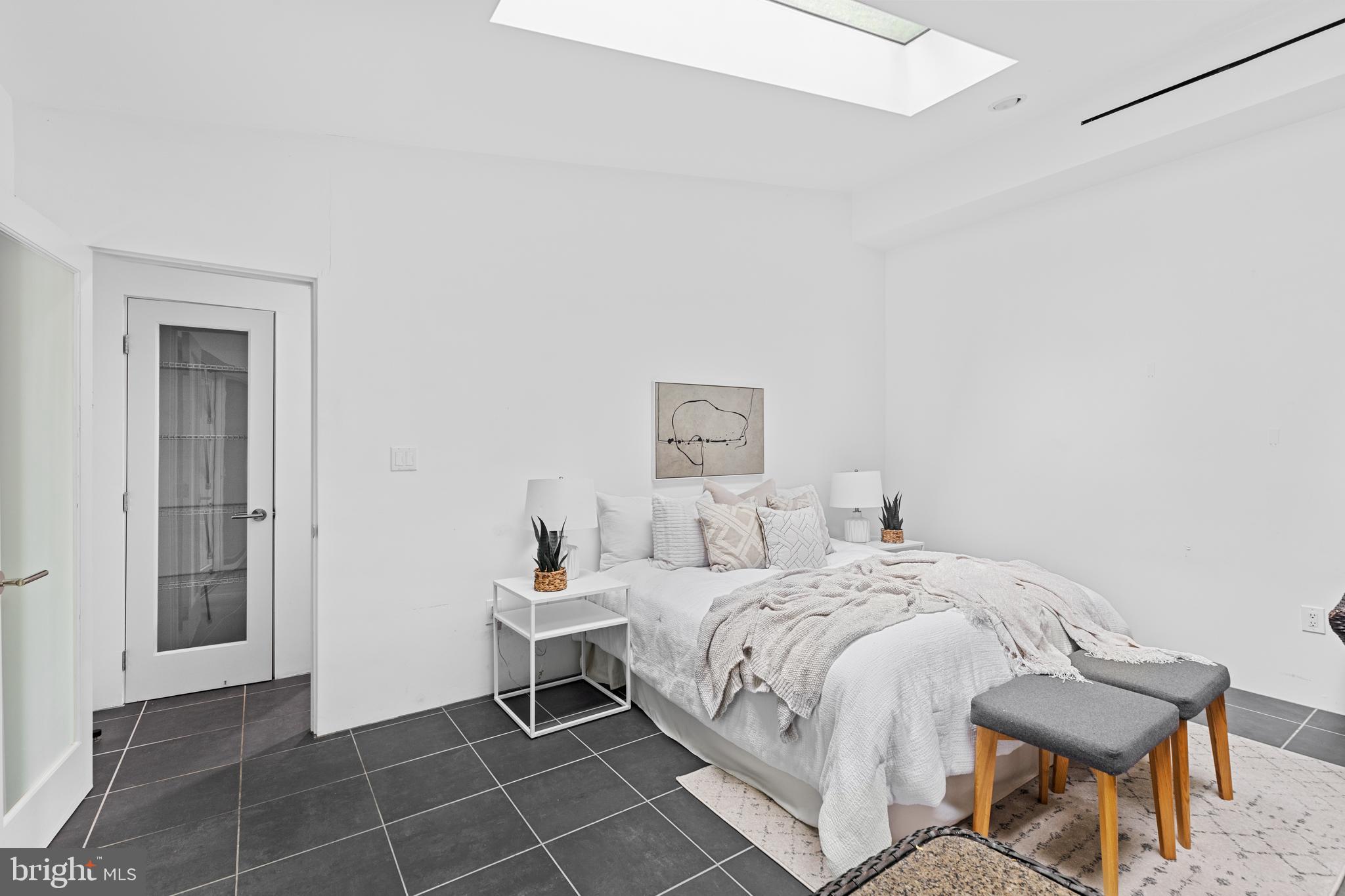 GARDEN VIEW - Residential