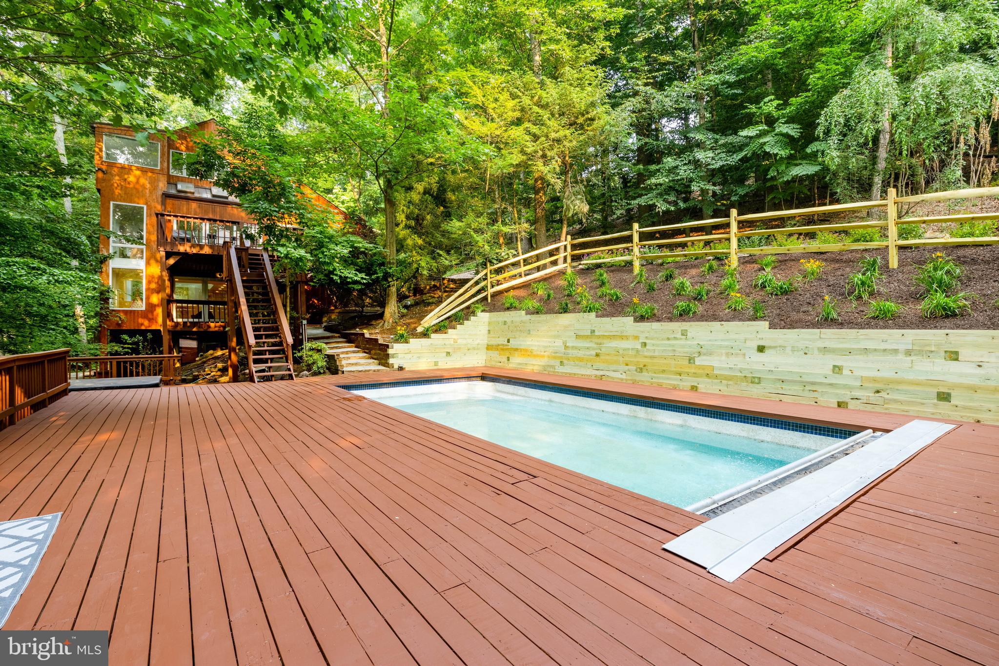 GARDEN VIEW - Residential