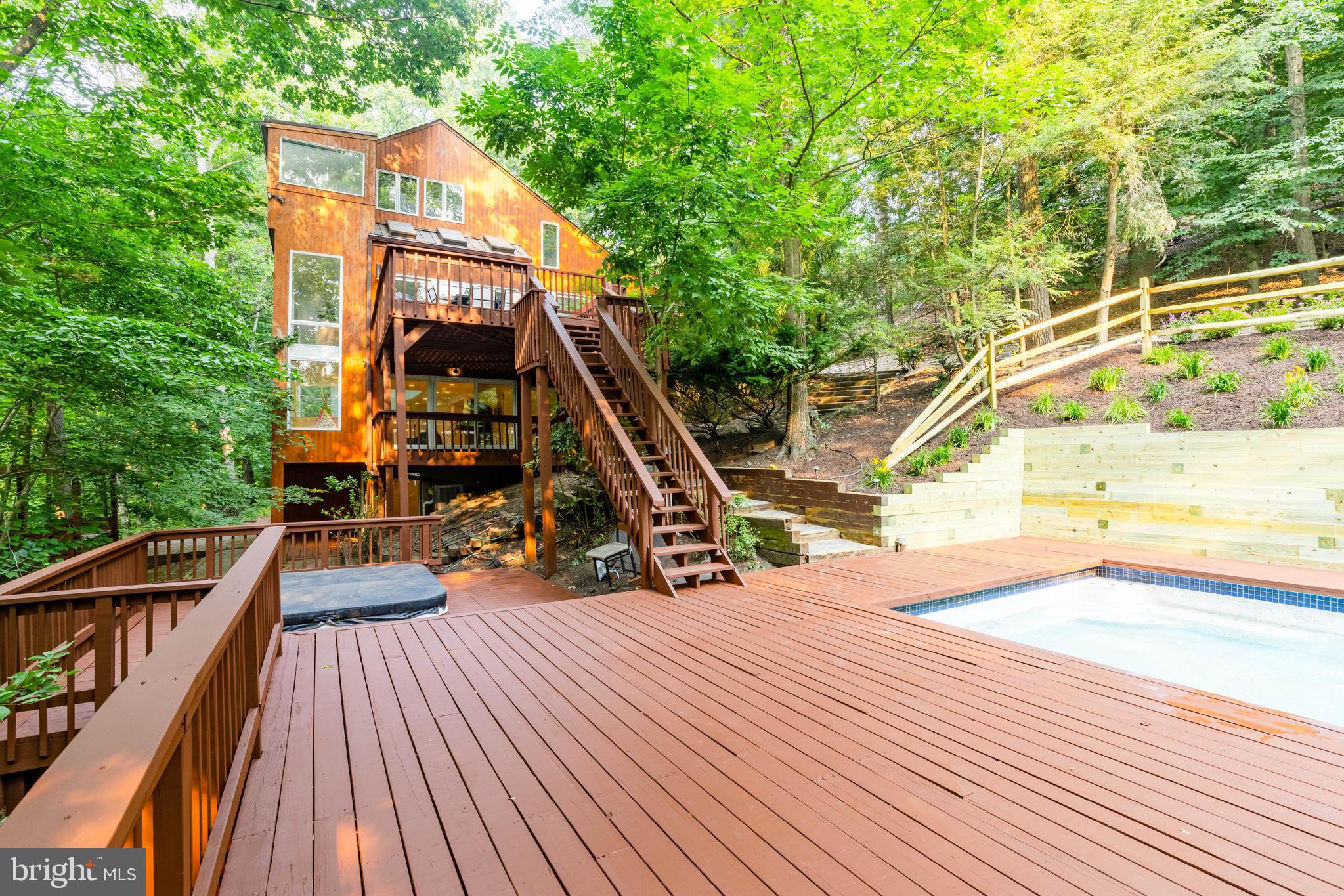 GARDEN VIEW - Residential