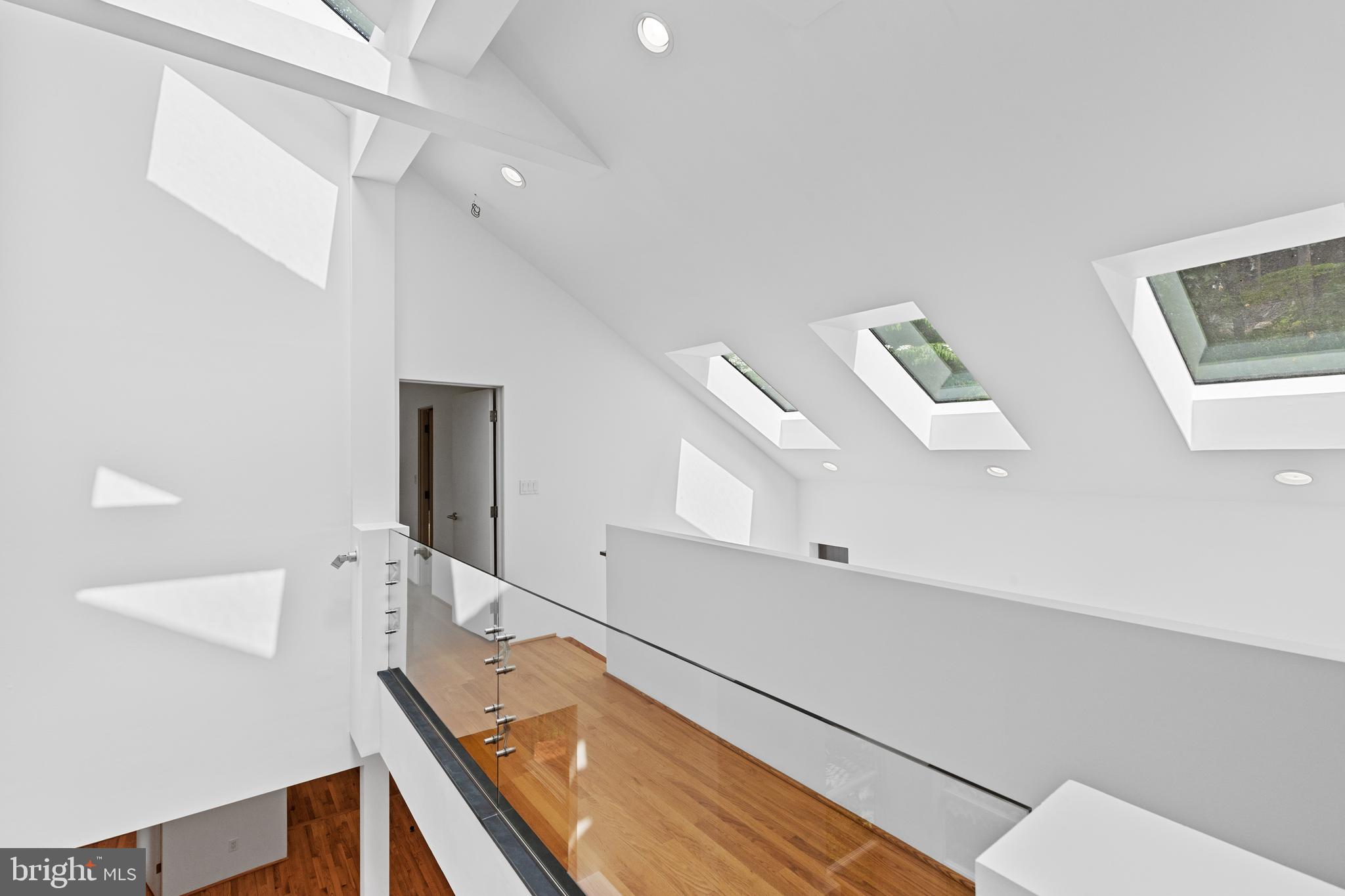 GARDEN VIEW - Residential