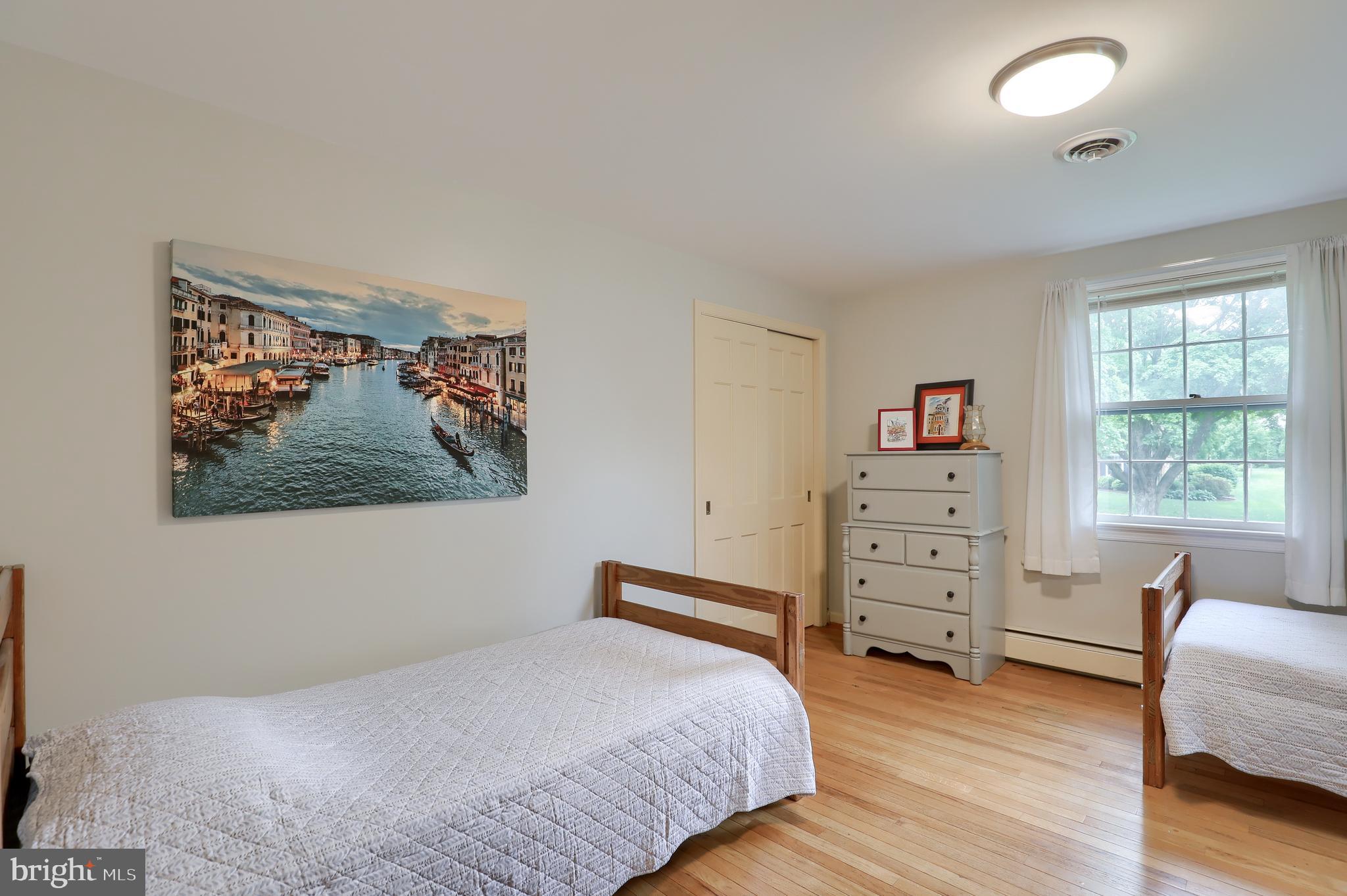 BLOOMINGDALE - Residential