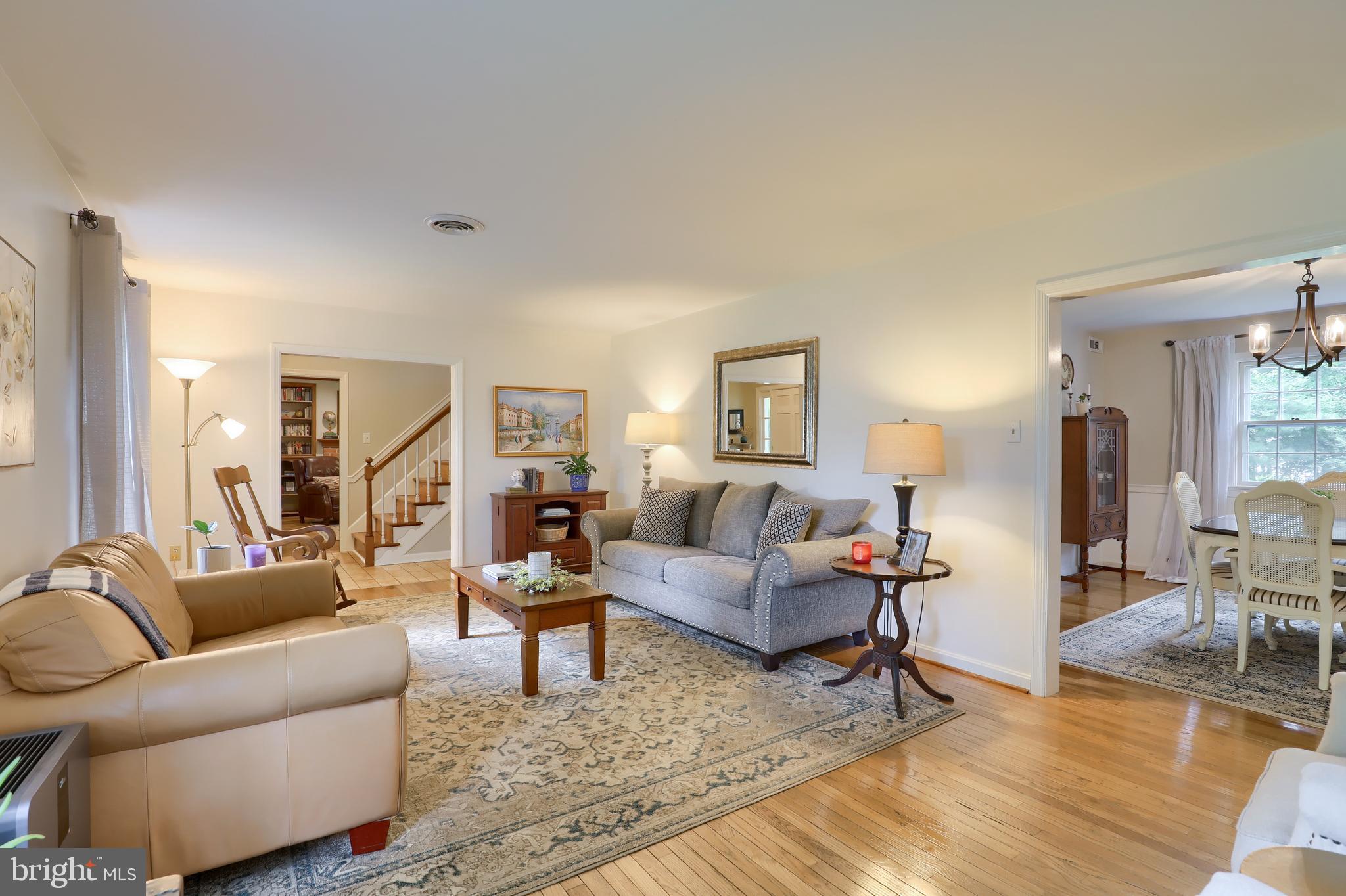 BLOOMINGDALE - Residential