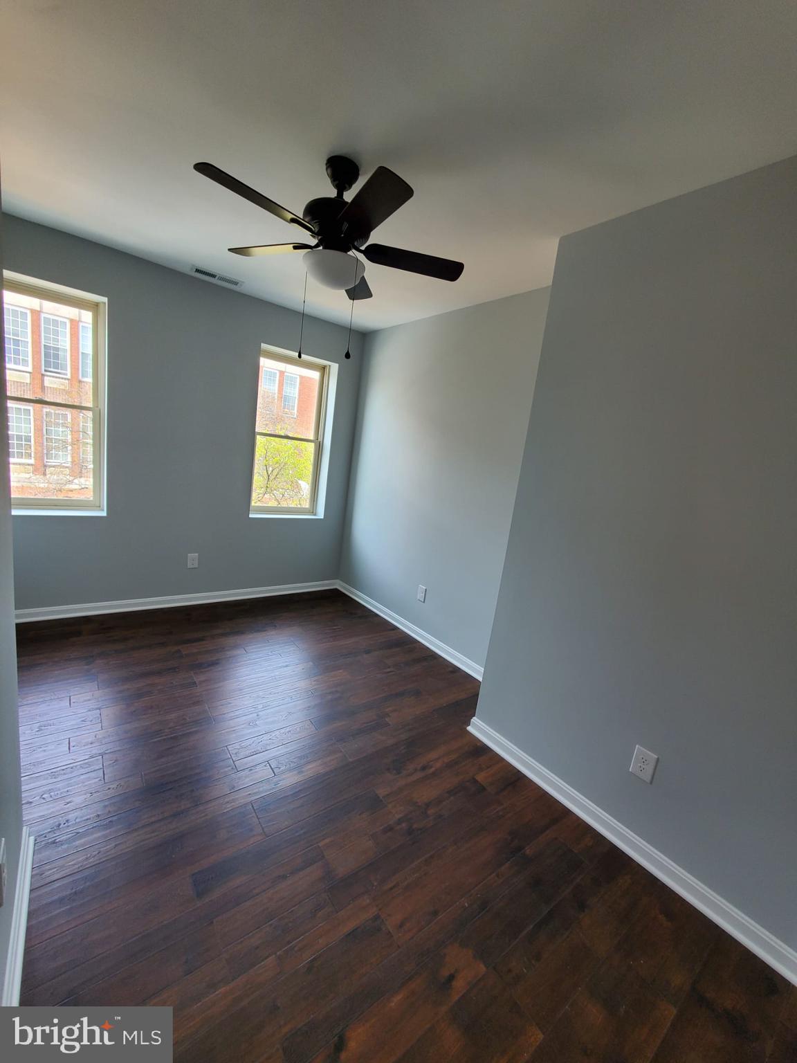 UNION SQUARE - Residential Lease