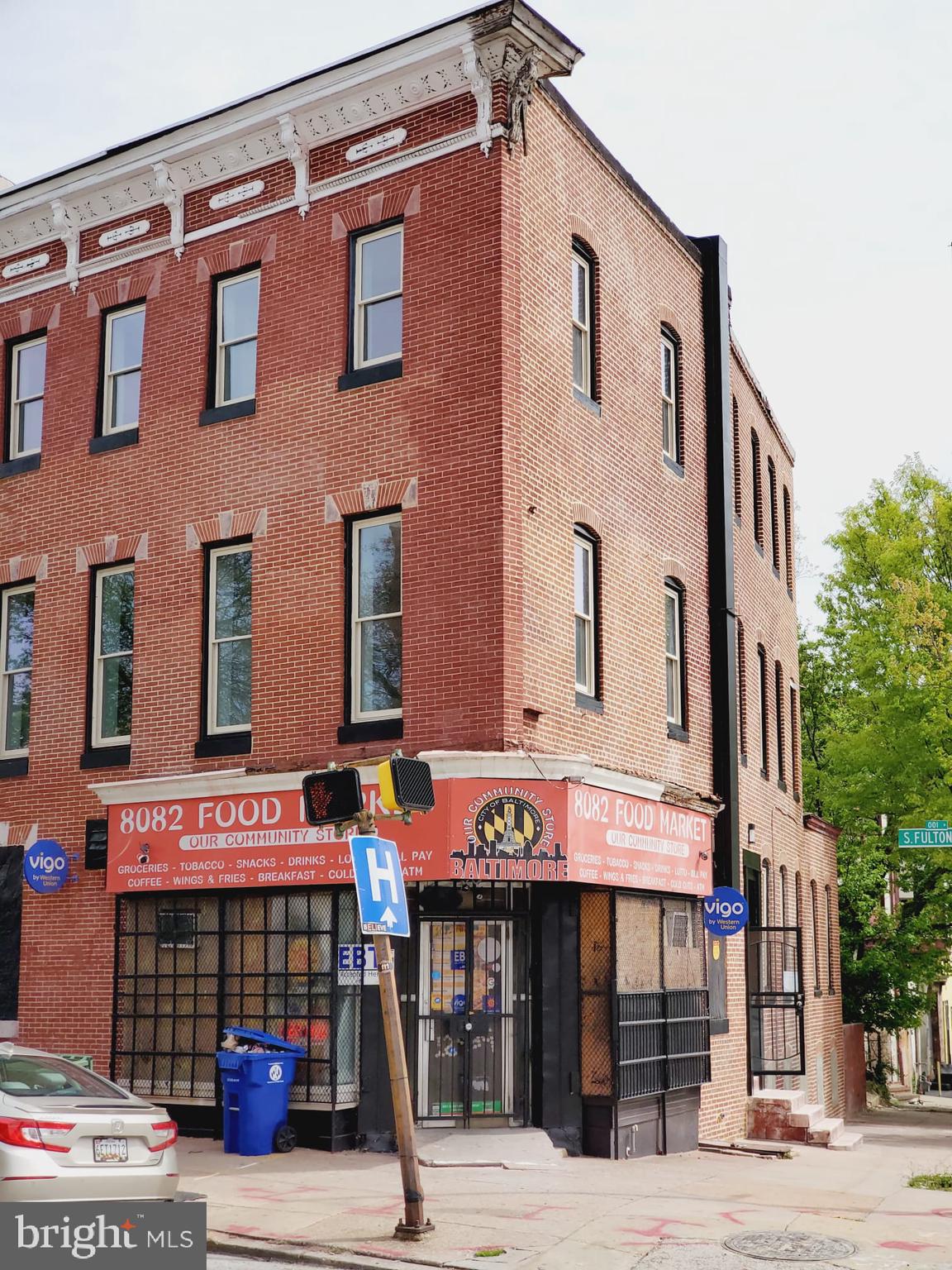 UNION SQUARE - Residential Lease