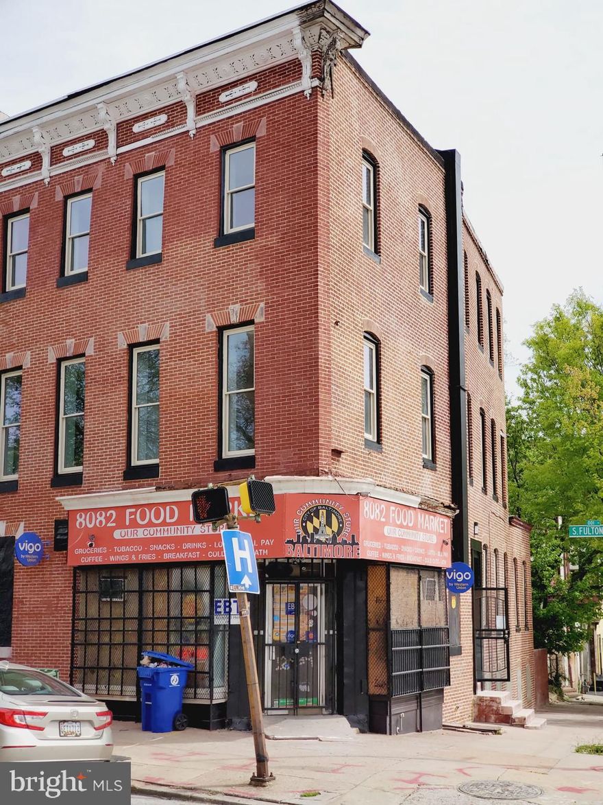 3B/1B NEWLY RENOVATED APARTMENT WITH STAINLESS STEEL APPLIANCES,  W/D AND HVAC SYSTEM.  INCOME CRITERIA IS 3.5 TIMES THE RENT.